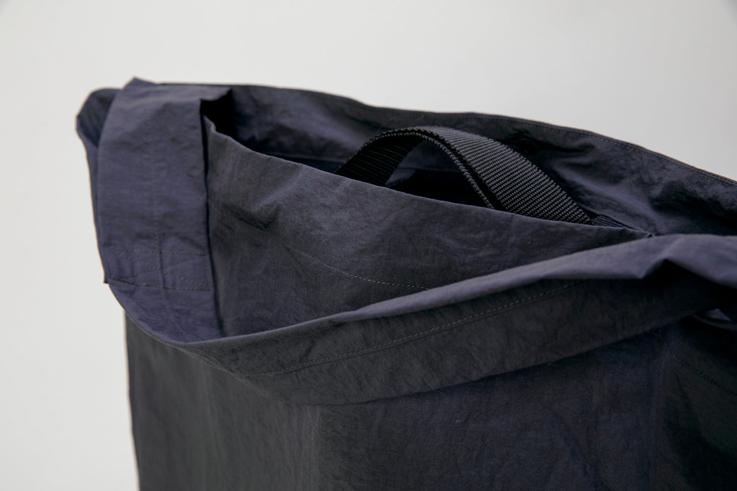 MEN/WOMEN ERA. SHRINK PIPE BAG