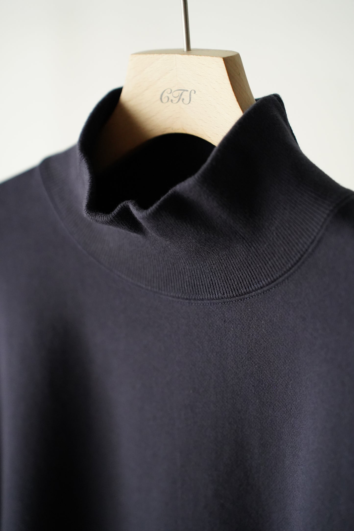 MEN/WOMEN Y/ ワイ ORGANIC COTTON BLEND HEAVY WEIGHT FLEECE TURTLE NECK