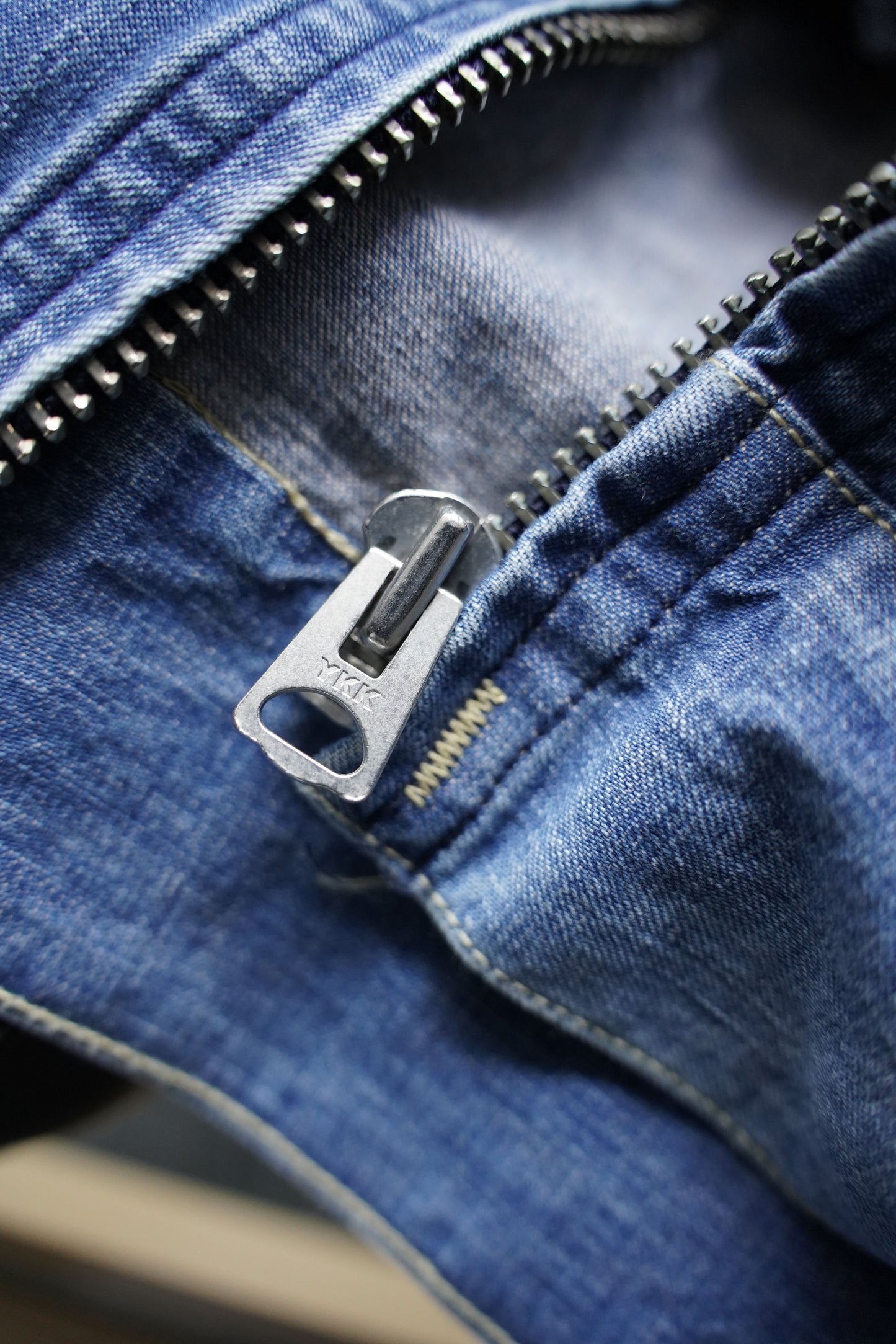 MEN NECESSARY or UNNECESSARY / ネセサリーオアアンネセサリー KEY DENIM