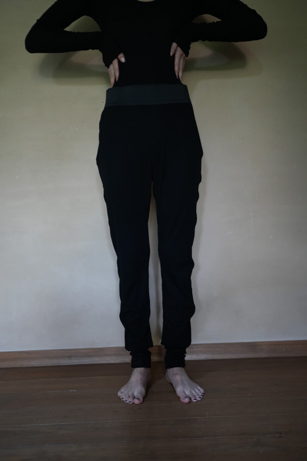 WOMEN　MOON TREE PLANET　line pants cashmere black