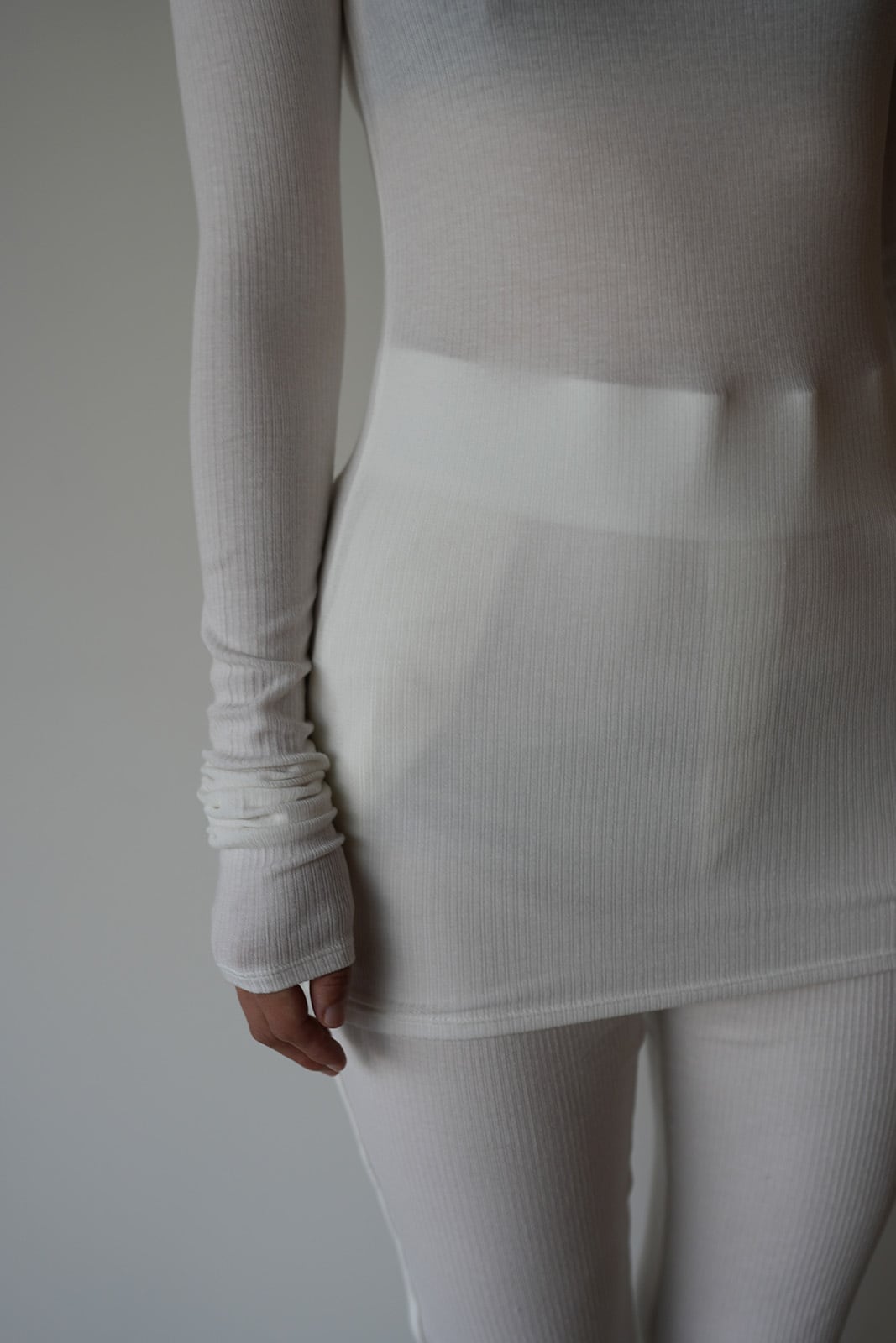 WOMEN MOON TREE PLANET U neck T cashmere white