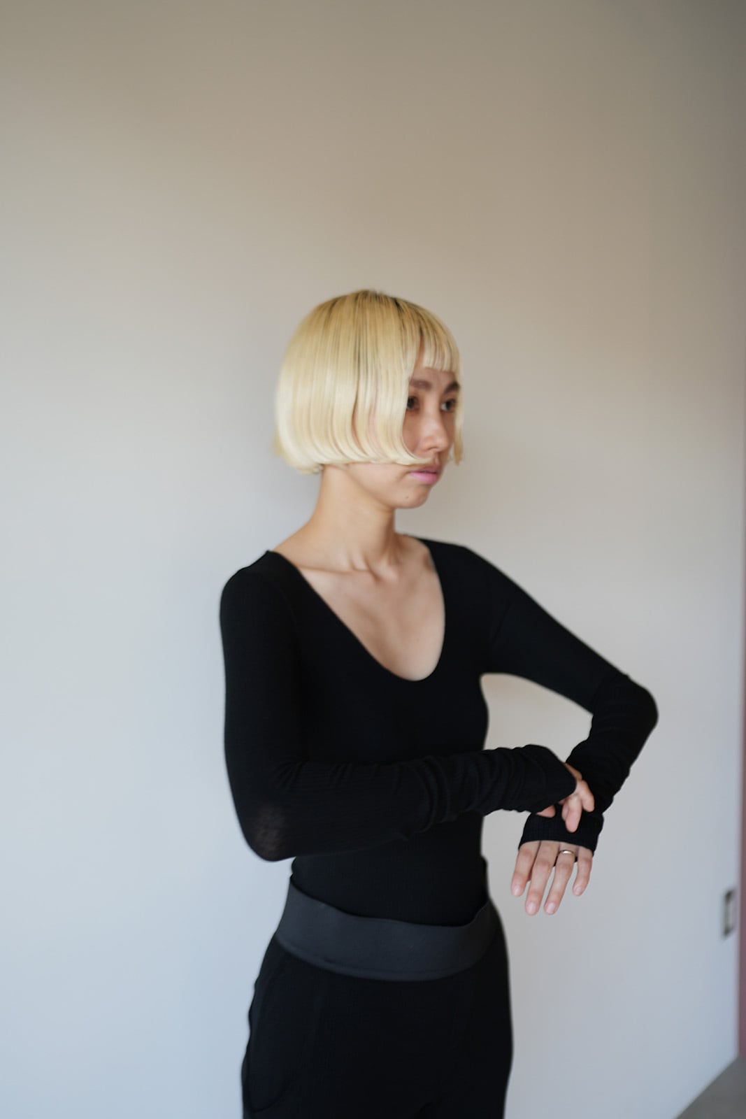 WOMEN MOON TREE PLANET U neck T cashmere black