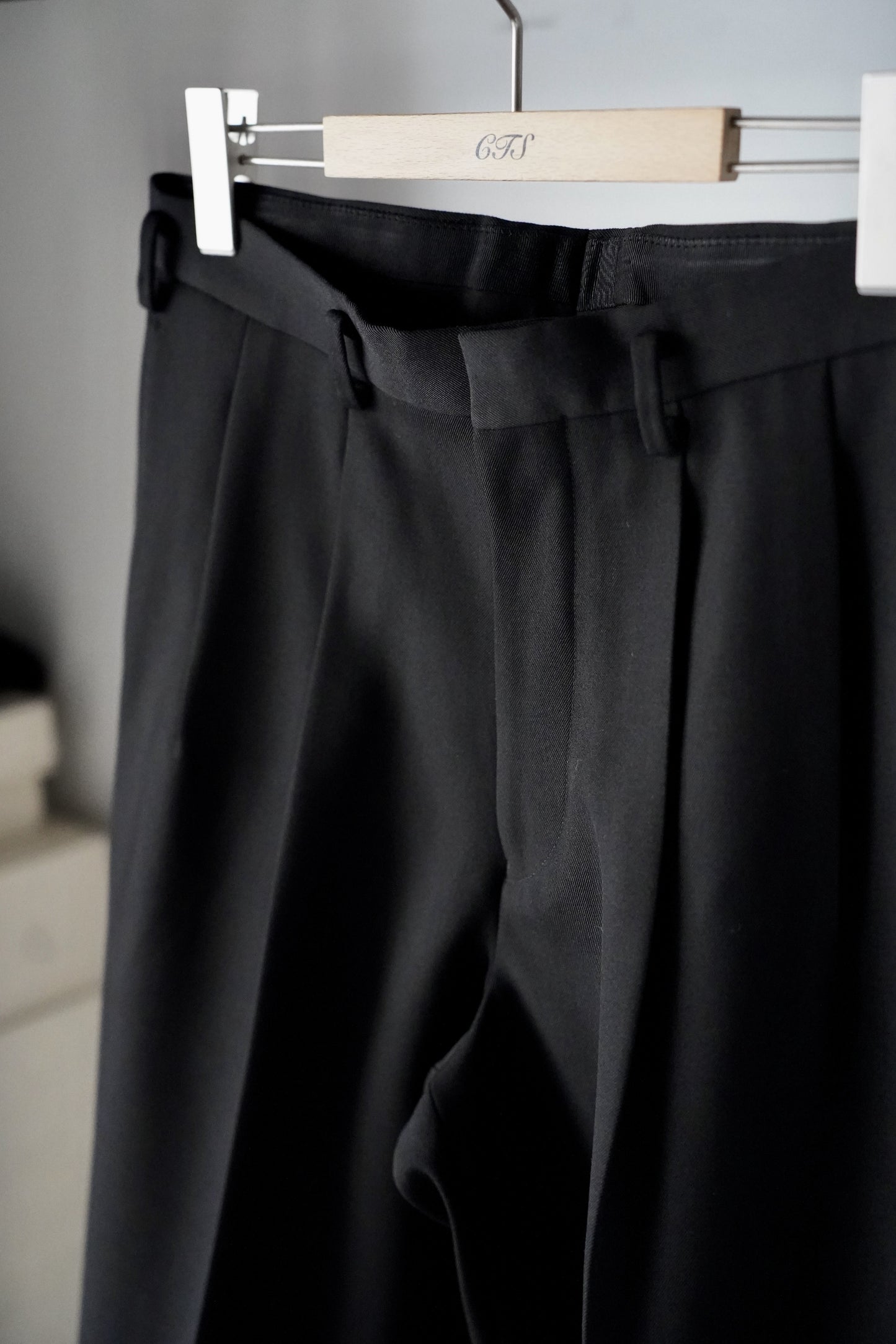 MEN HEUGN / ユーゲン Geoge BLACK GABA