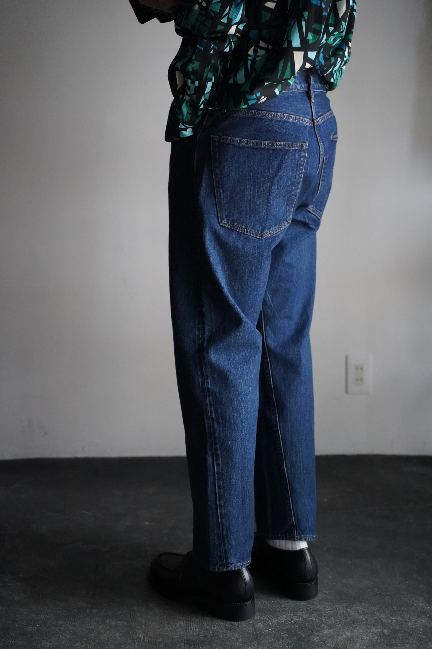 MEN　CIOTA/シオタ　Tapered 5 Pocket Pants  Dark Blue Damage