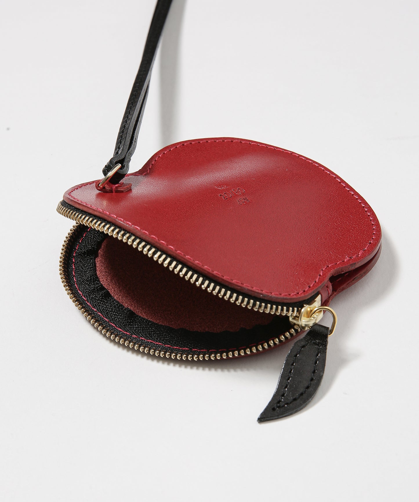 MEN/WOMEN 20/80 トゥエンティーエイティー TOCHIGI LEATHER APPLE SHOULDER POUCH