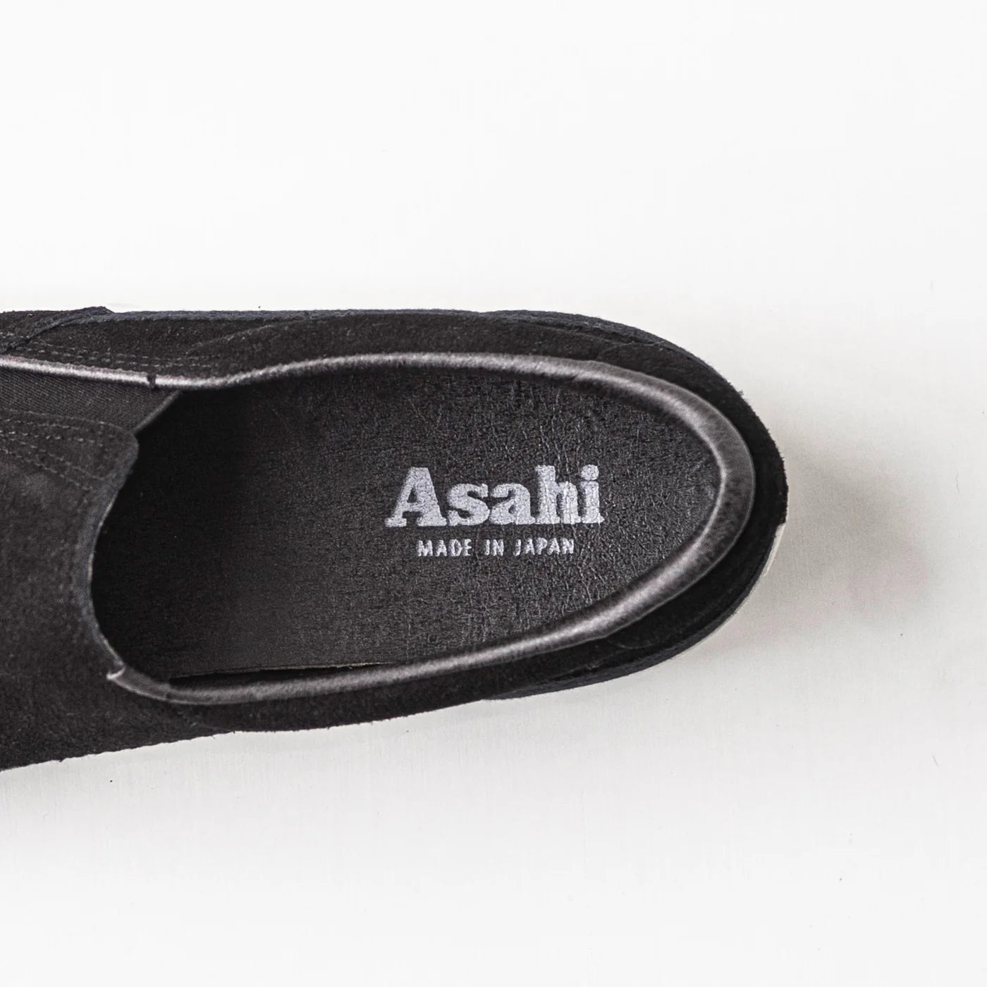 MEN/WOMEN ASAHI アサヒ ASAHI BELTED SLIP-ON SUEDE - Black