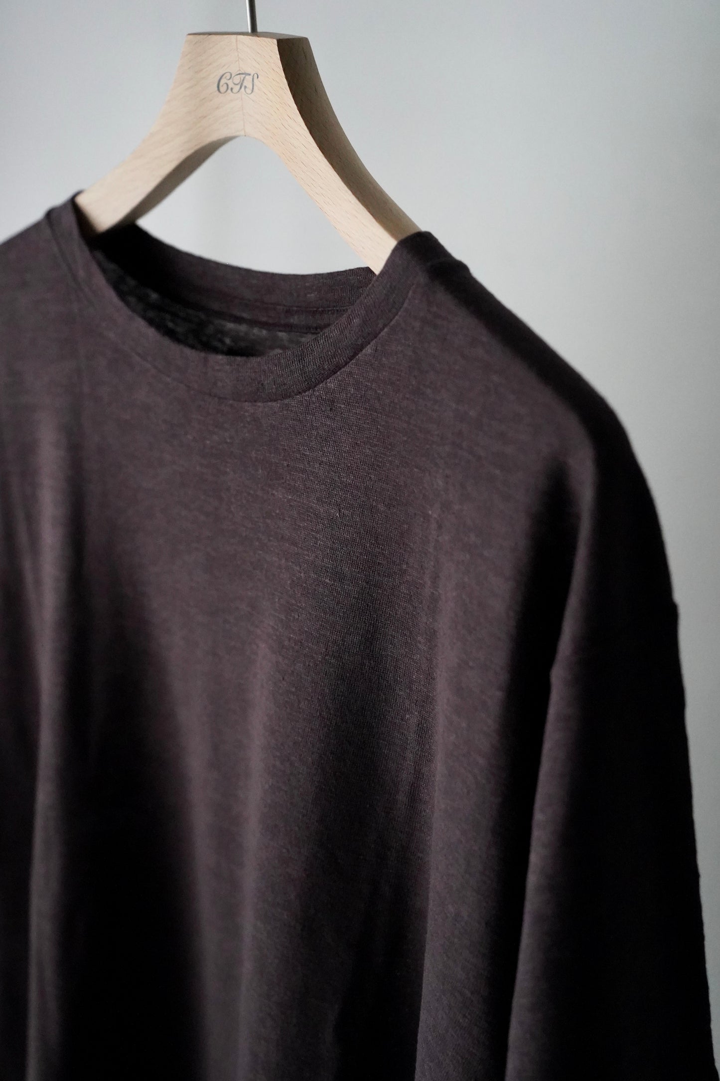 MEN BATONER / バトナー NORMANDY LINEN T-SHIRT