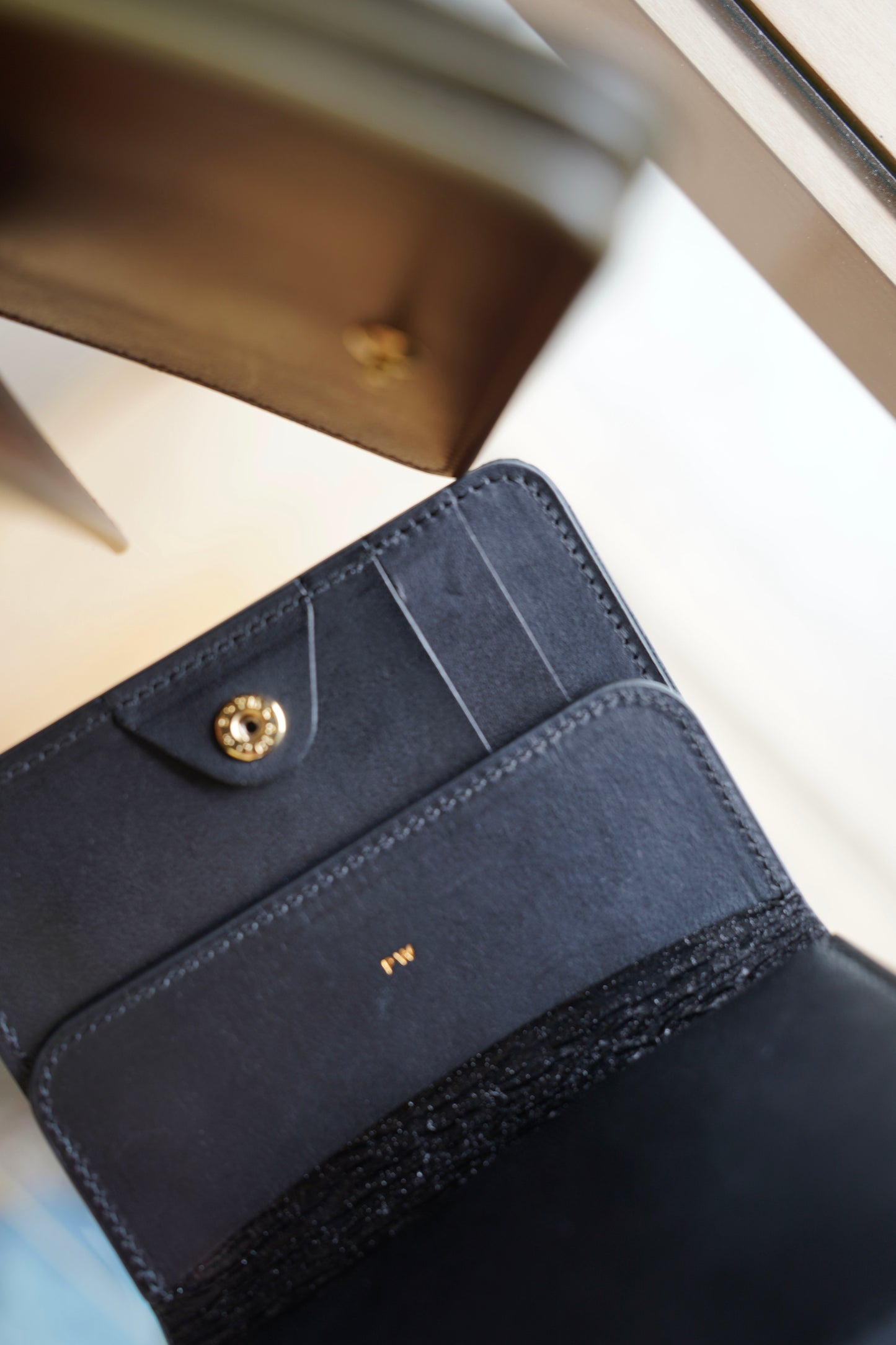 MEN forme/フォルメ Post wallet Serpentine