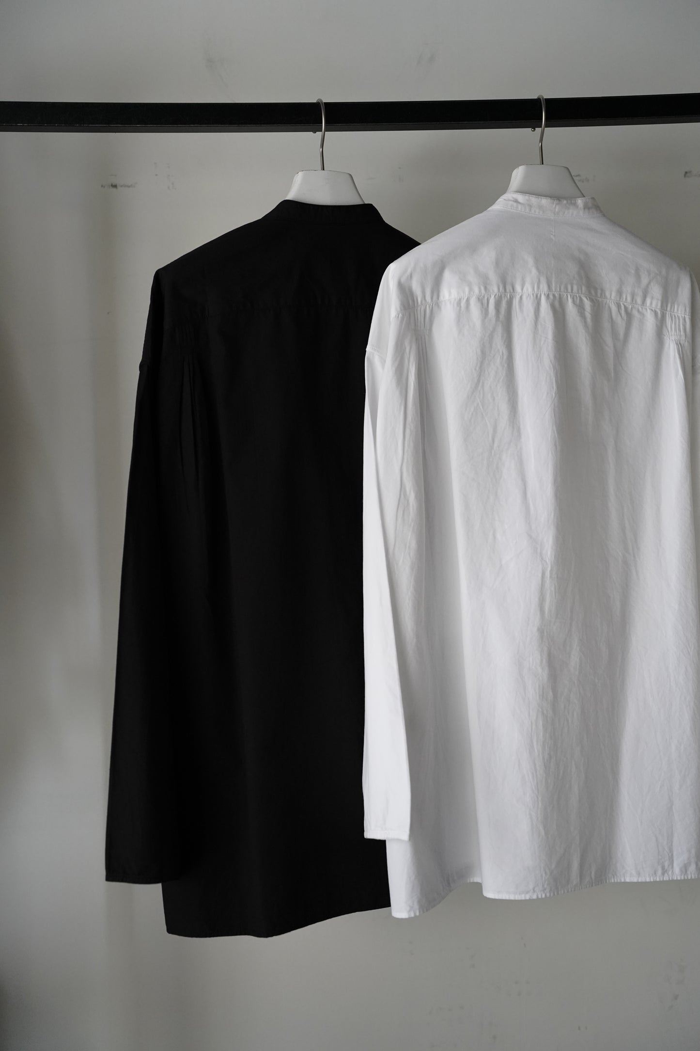WOMEN PHEETA / フィータ SHIRT(Trinity) 25aw