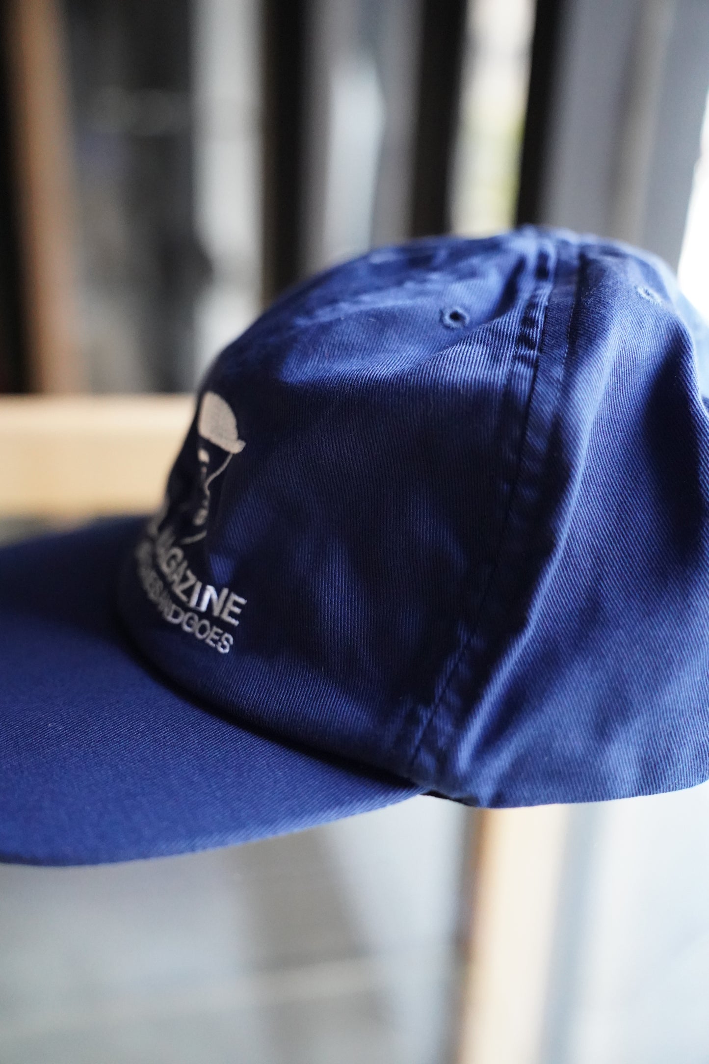 MEN COMESANDGOES カムズアンドゴーズ VINYL MAGAZINE CAP part.1