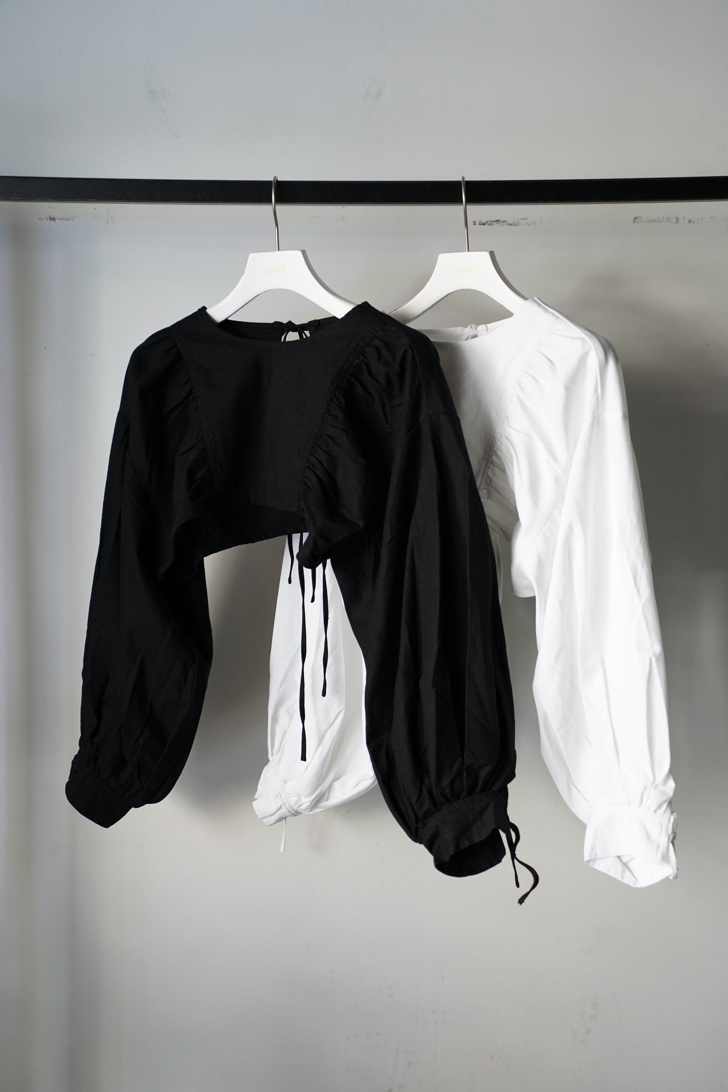 WOMEN VIOLETTE ROOM COTTON LINEN SHORT TOPS