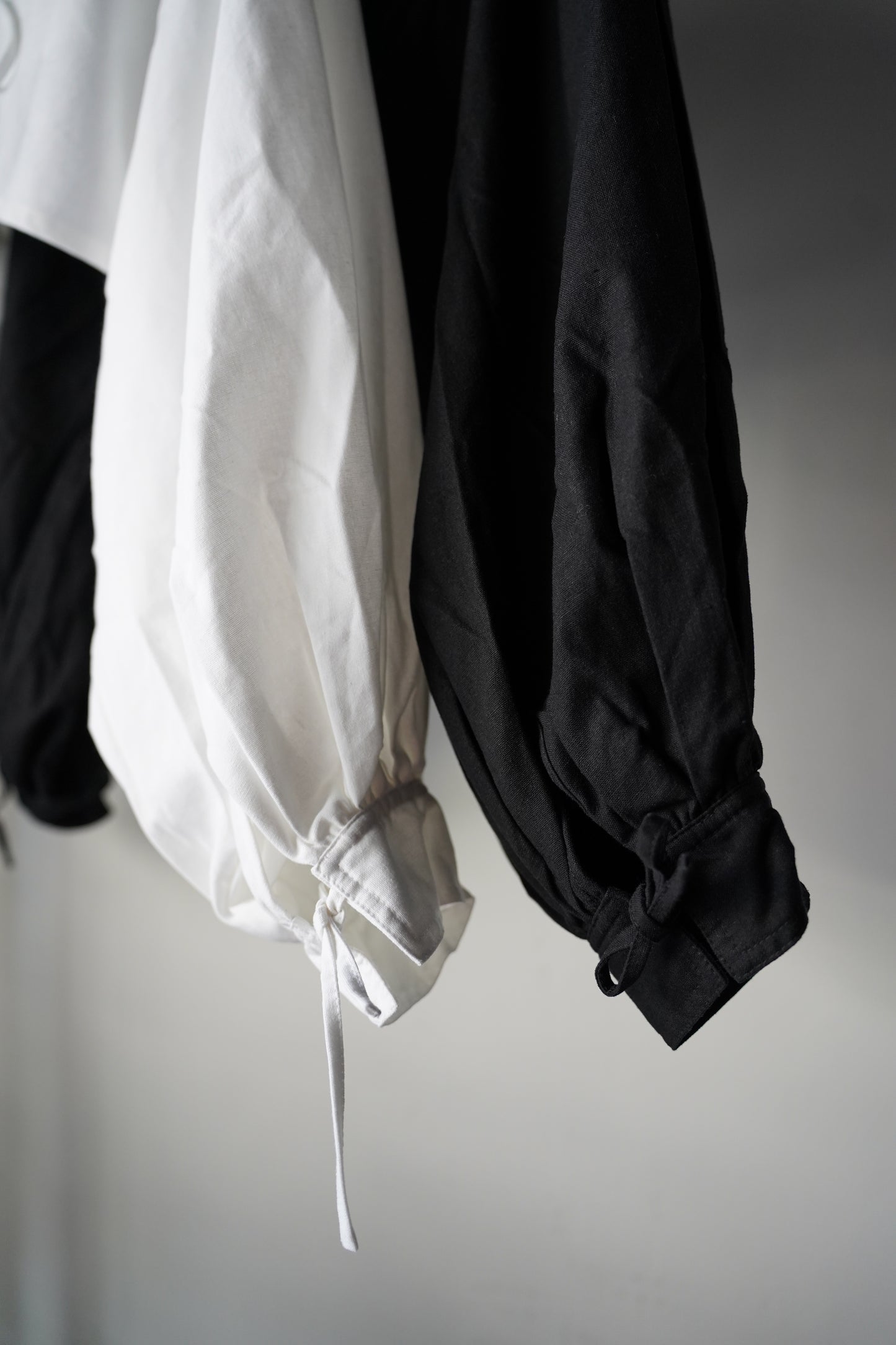 WOMEN VIOLETTE ROOM COTTON LINEN SHORT TOPS