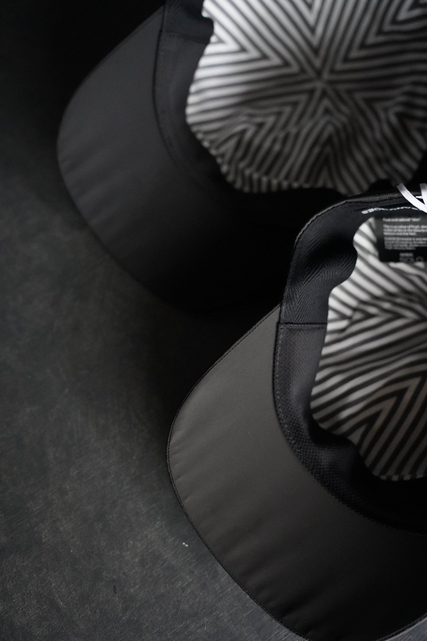 MEN COMESANDGOES カムズアンドゴーズ DICROS CAP