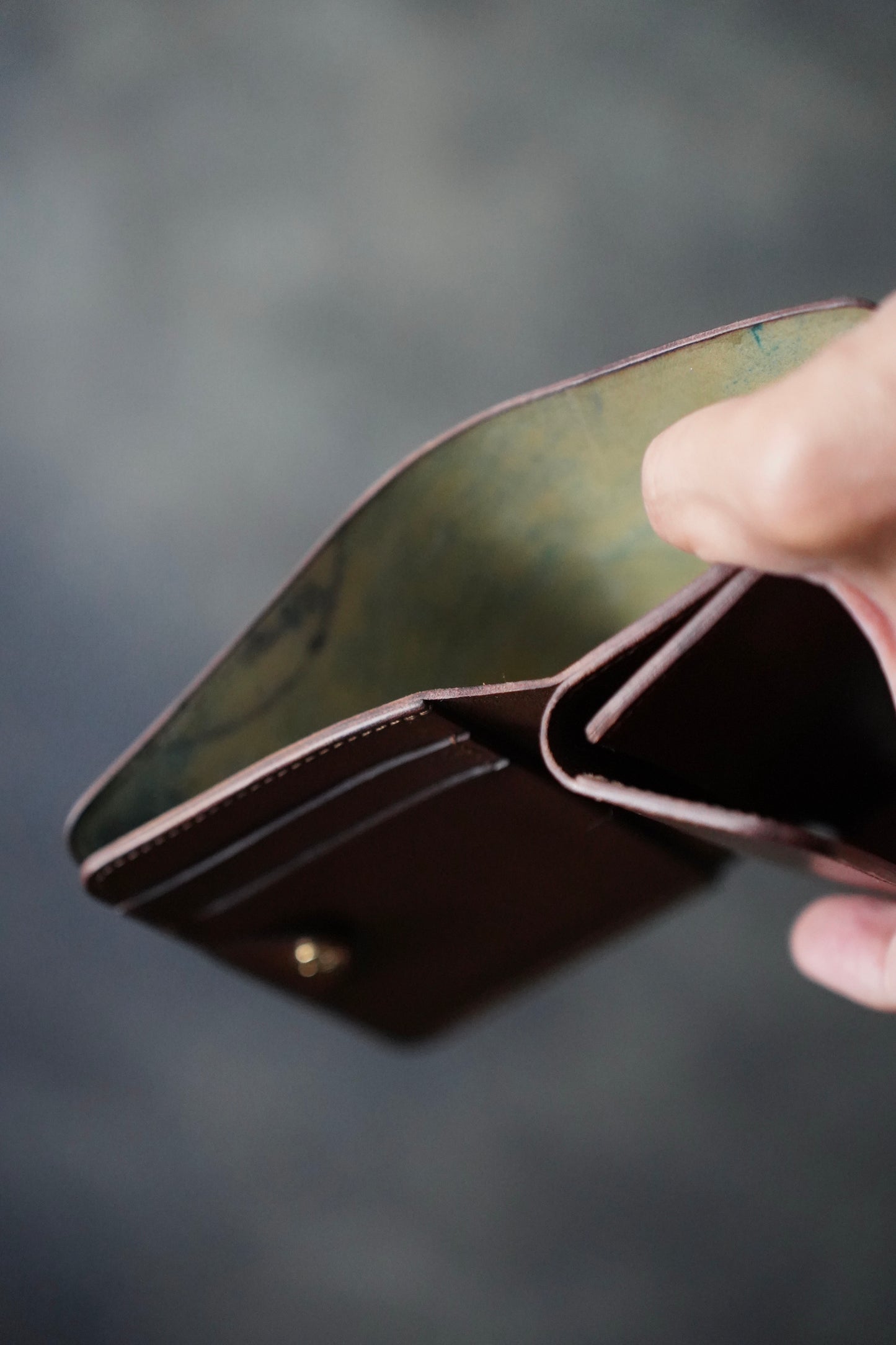 MEN forme/フォルメ Post wallet CORDVAN navy
