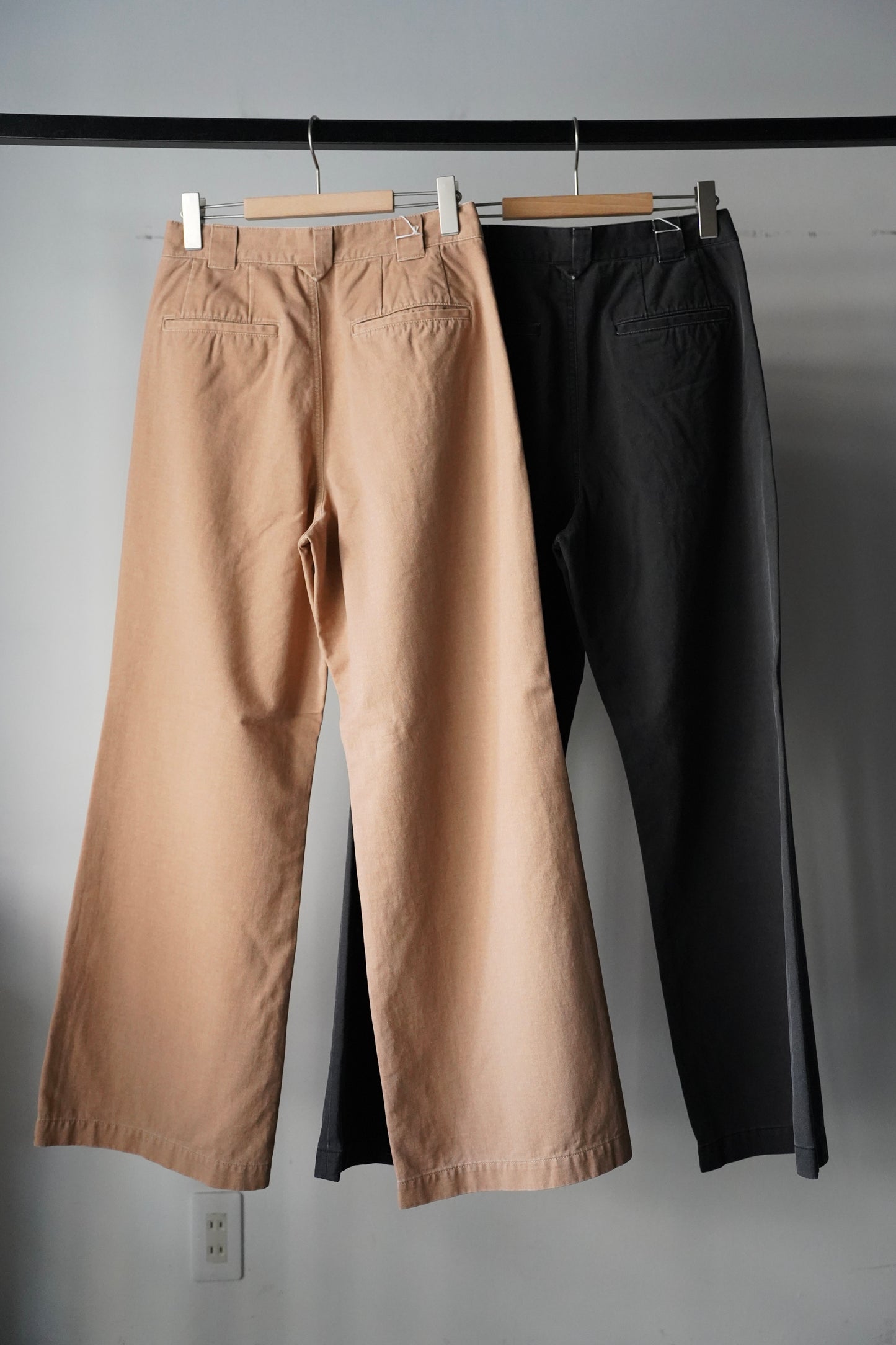 MEN Kiivu / キフ BAGGY CHINO TROUSER- Pigment Print Chino Cloth -