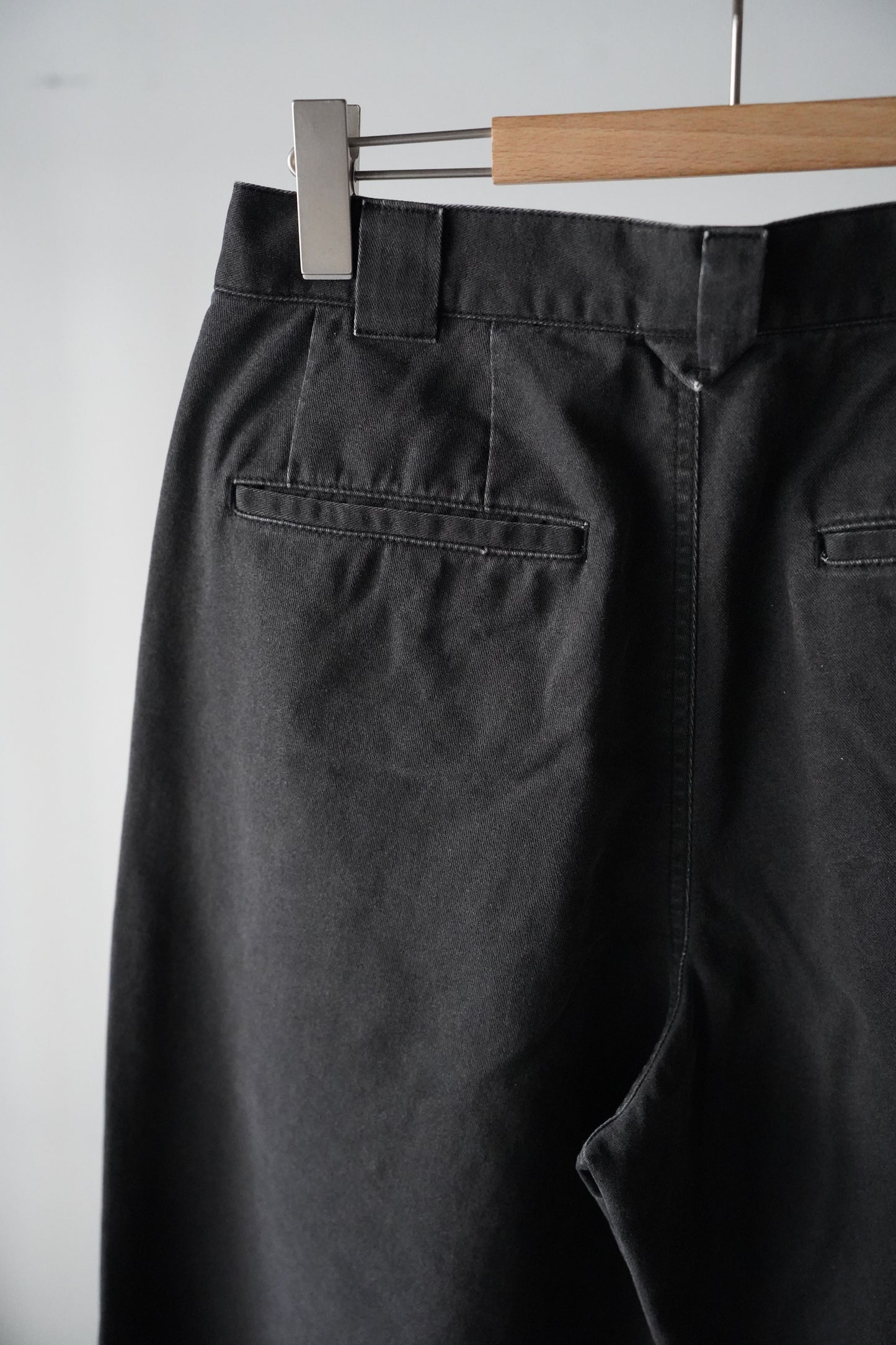 MEN Kiivu / キフ BAGGY CHINO TROUSER- Pigment Print Chino Cloth -