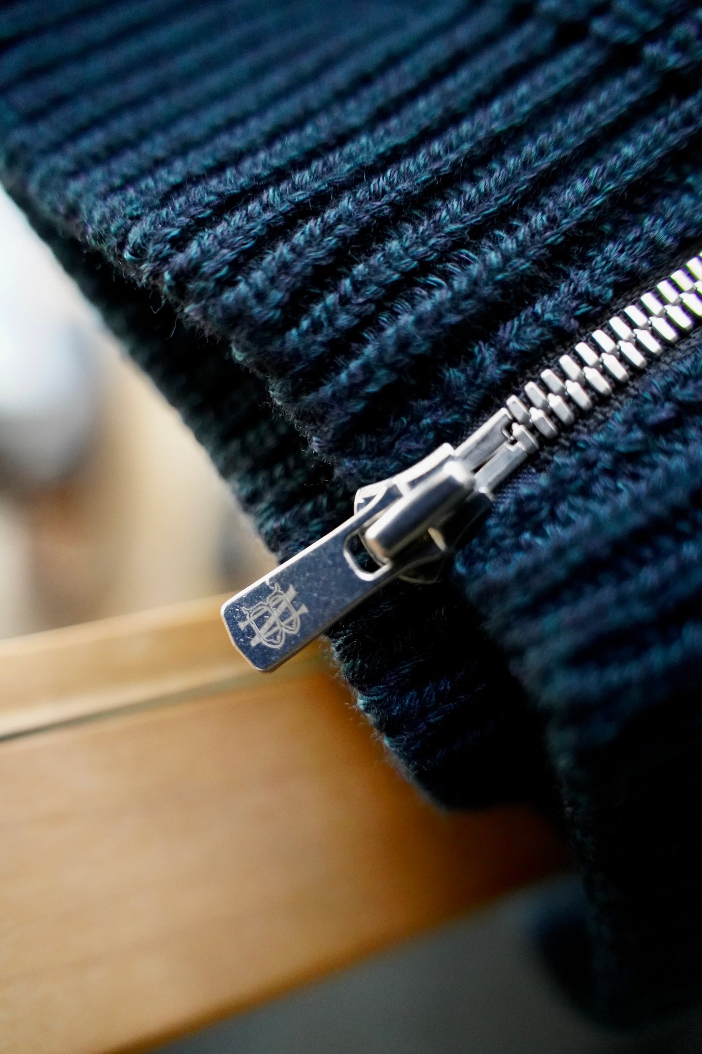 MEN BATONER / バトナー SIGNATURE DRIVERS KNIT