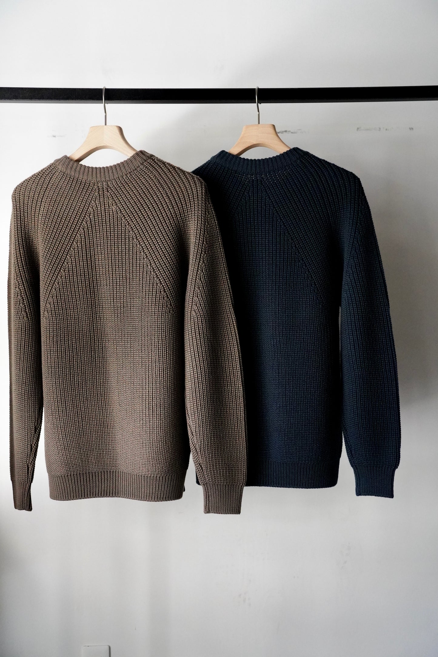 MEN BATONER / バトナー SIGNATURE CREW NECK
