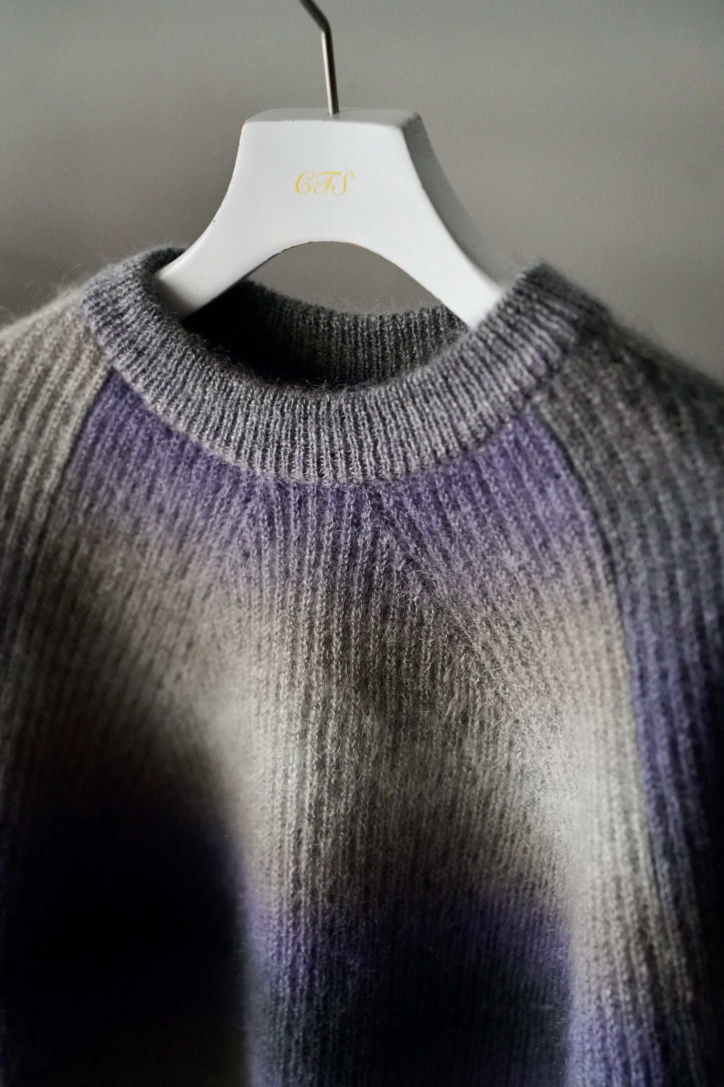 WOMEN BATONER / バトナー MOHAIR KASURI DYE SIGNATURE CREW NECK