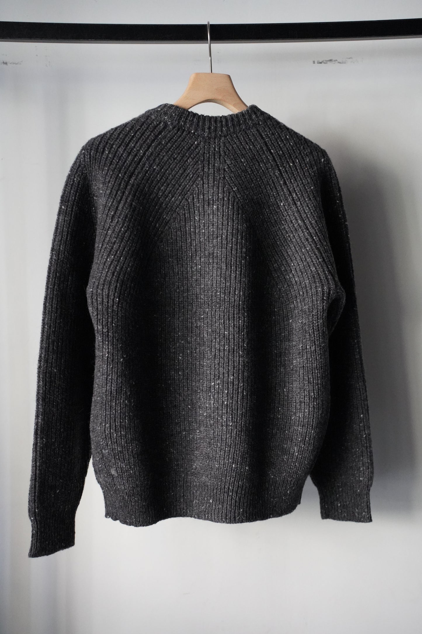 MEN BATONER / バトナー DONEGAL SIGNATURE CREW NECK