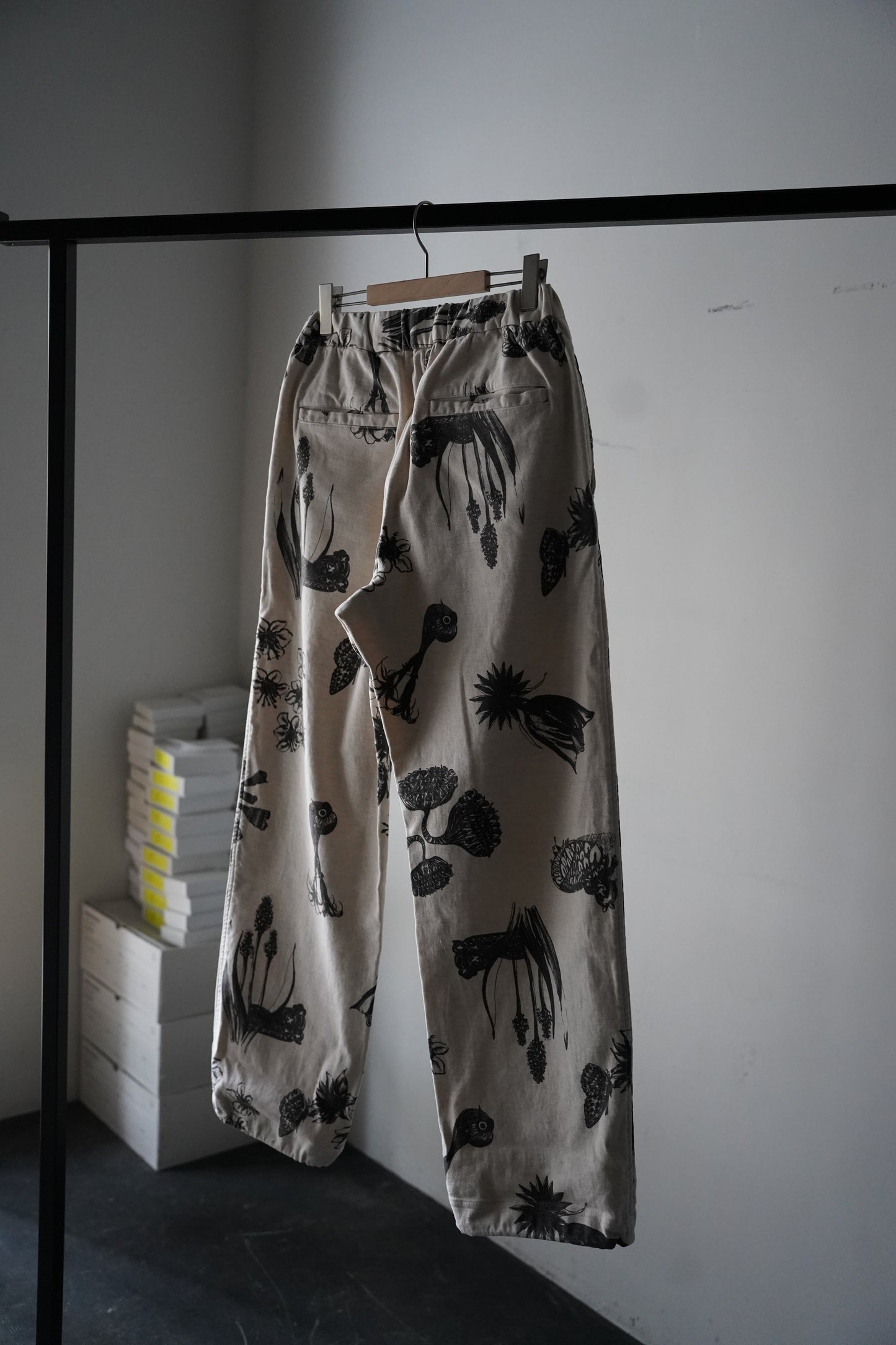 MEN Kiivu / キフ EASY PANTS- Drawing Sumi Print Doble -