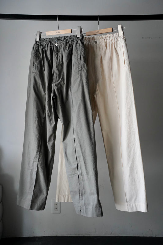 MEN NECESSARY or UNNECESSARY / ネセサリーオアアンネセサリー PIN TUCK PANTS