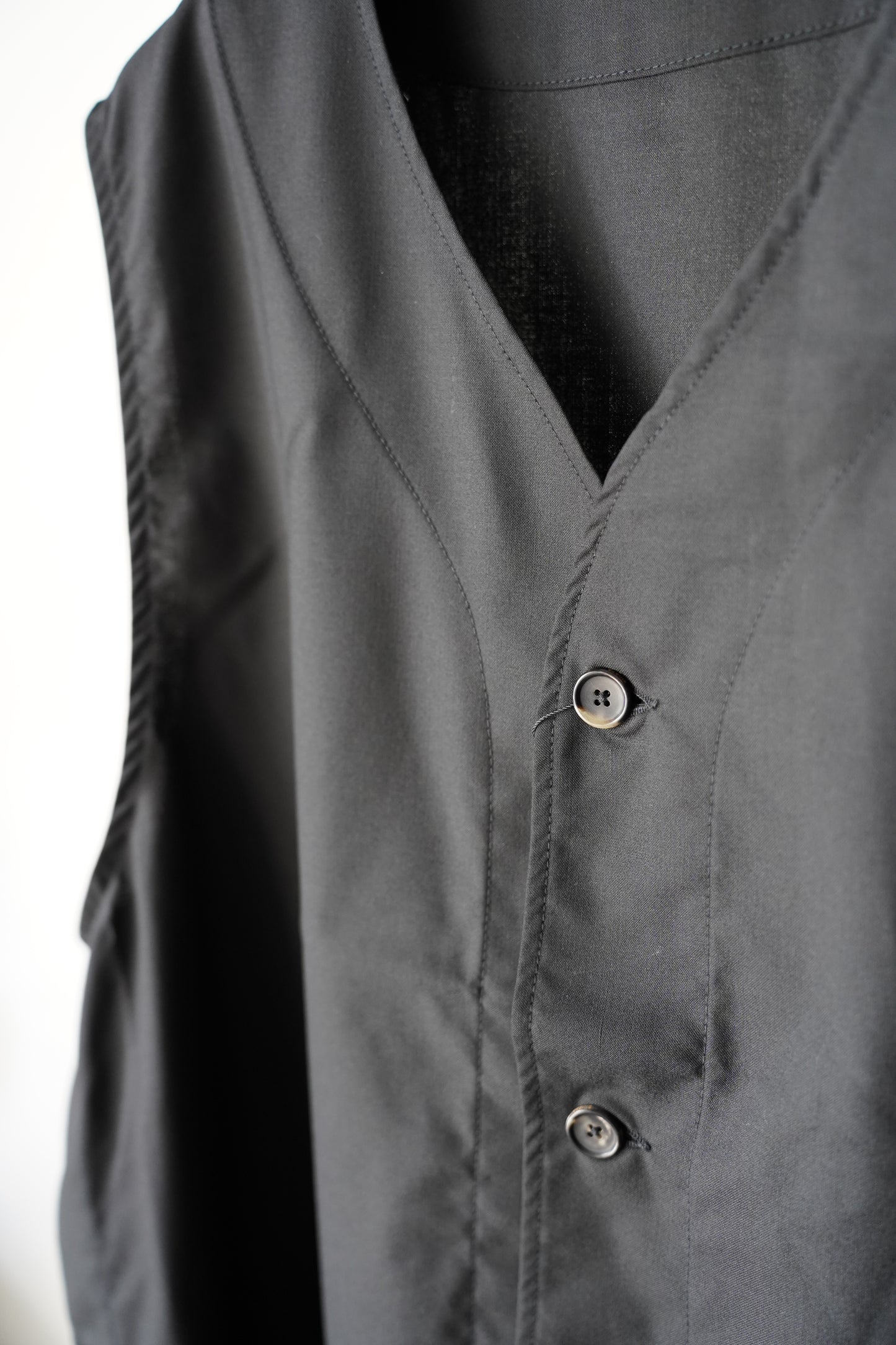MEN sillage/シアージ gilet black