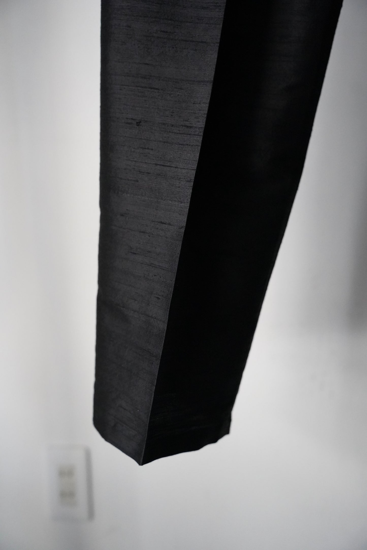 WOMEN Y.A.Acc/ ワイエーアク silk tuck pants