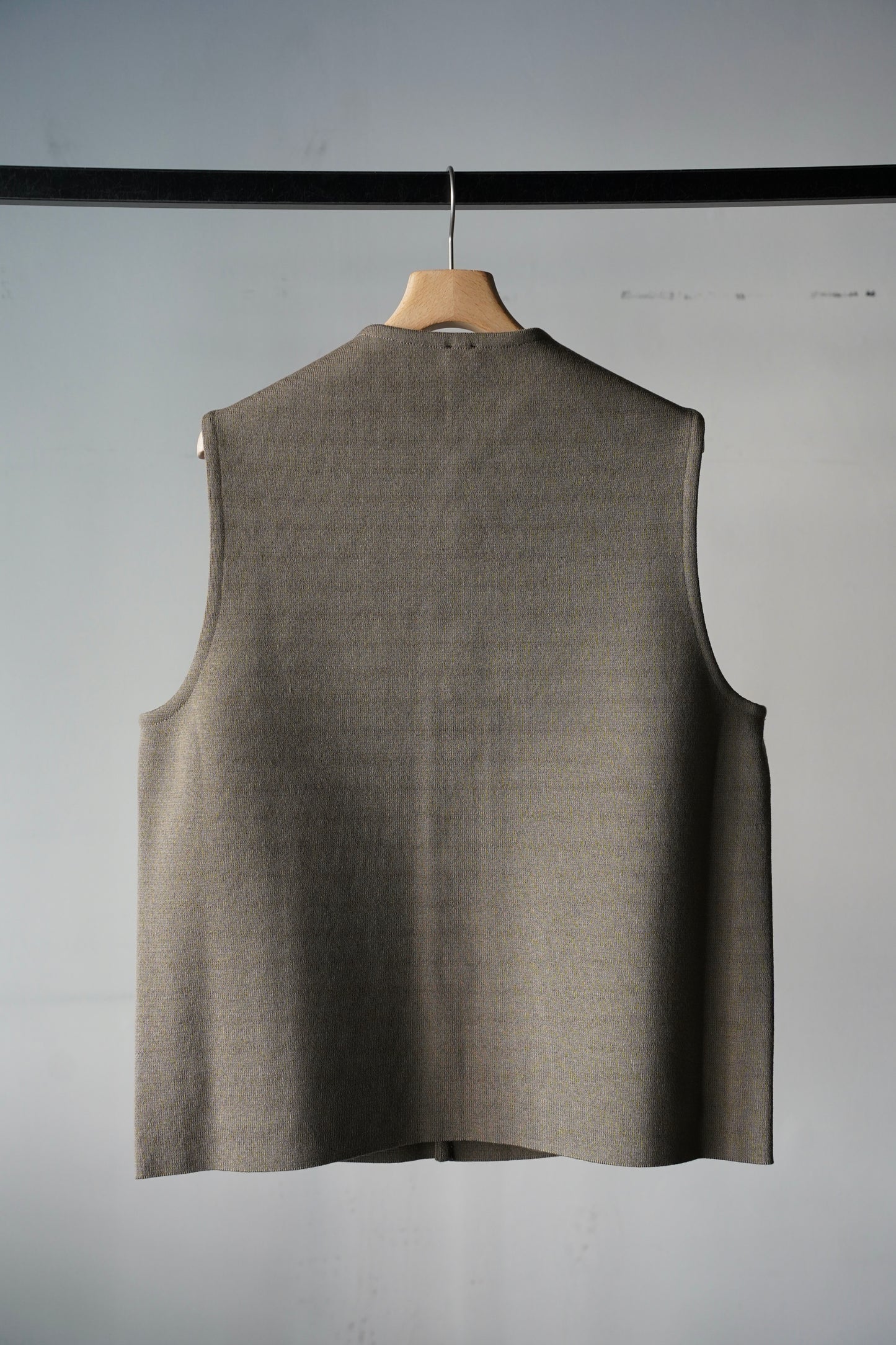 MEN BATONER / バトナー ULTRA TWIST WOOL MILANO RIB VEST