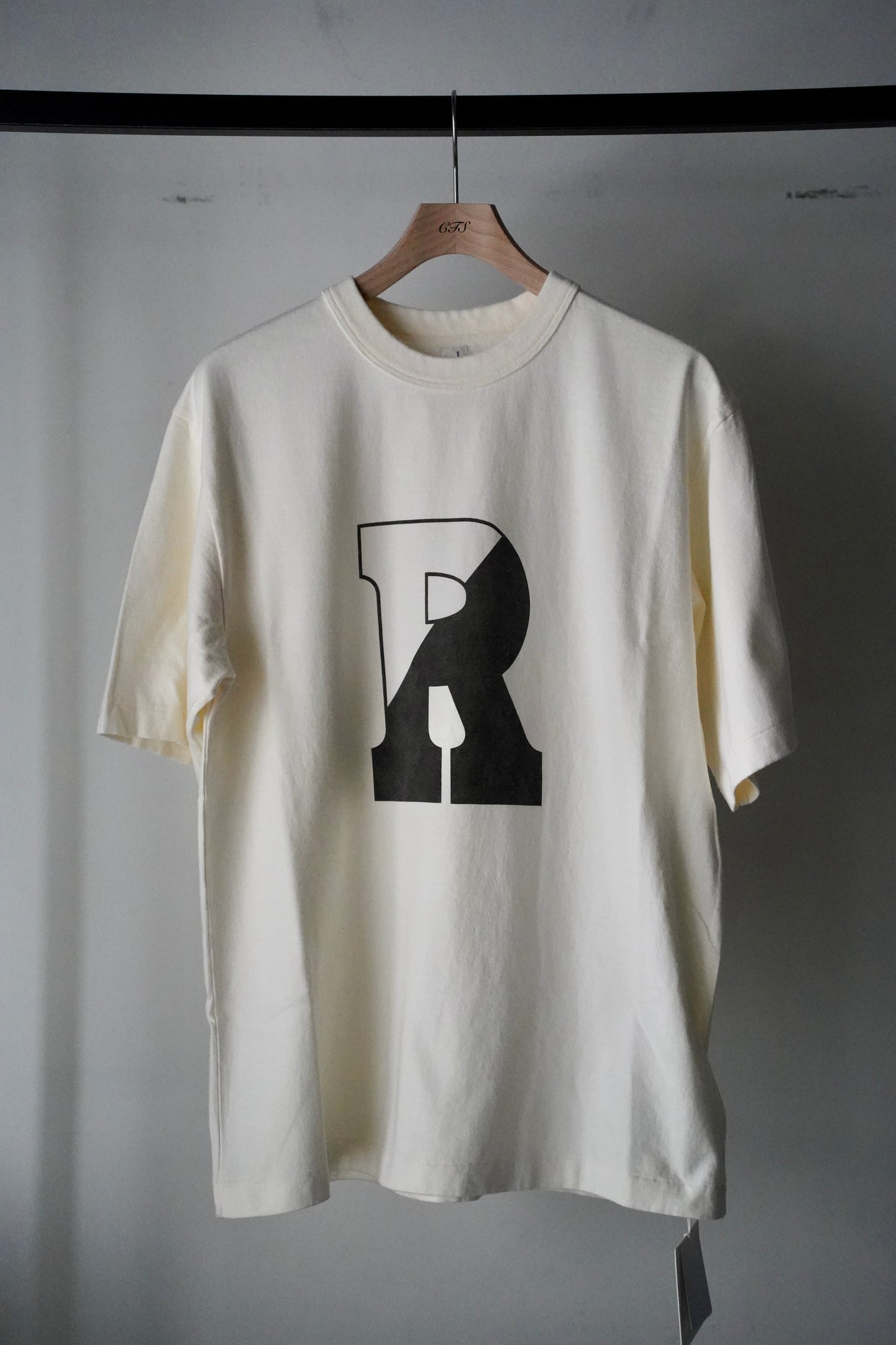 MEN/WOMEN blurhmsROOTSTOCK / ブラームスルーツストック b-ROOTSTOCK 88/12 Print Tee STANDARD