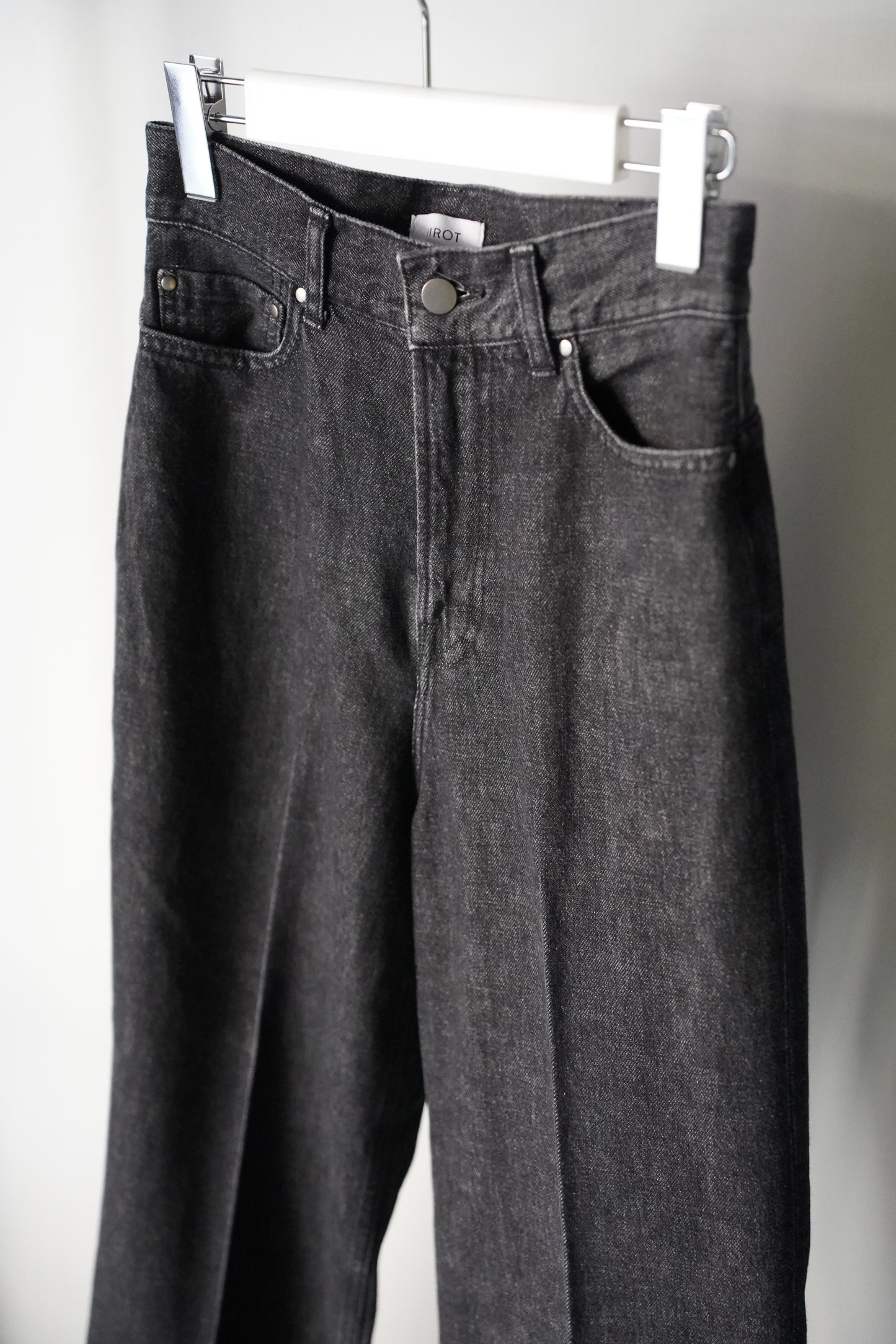 WOMEN IIROT/イロット IND Tapered Jeans