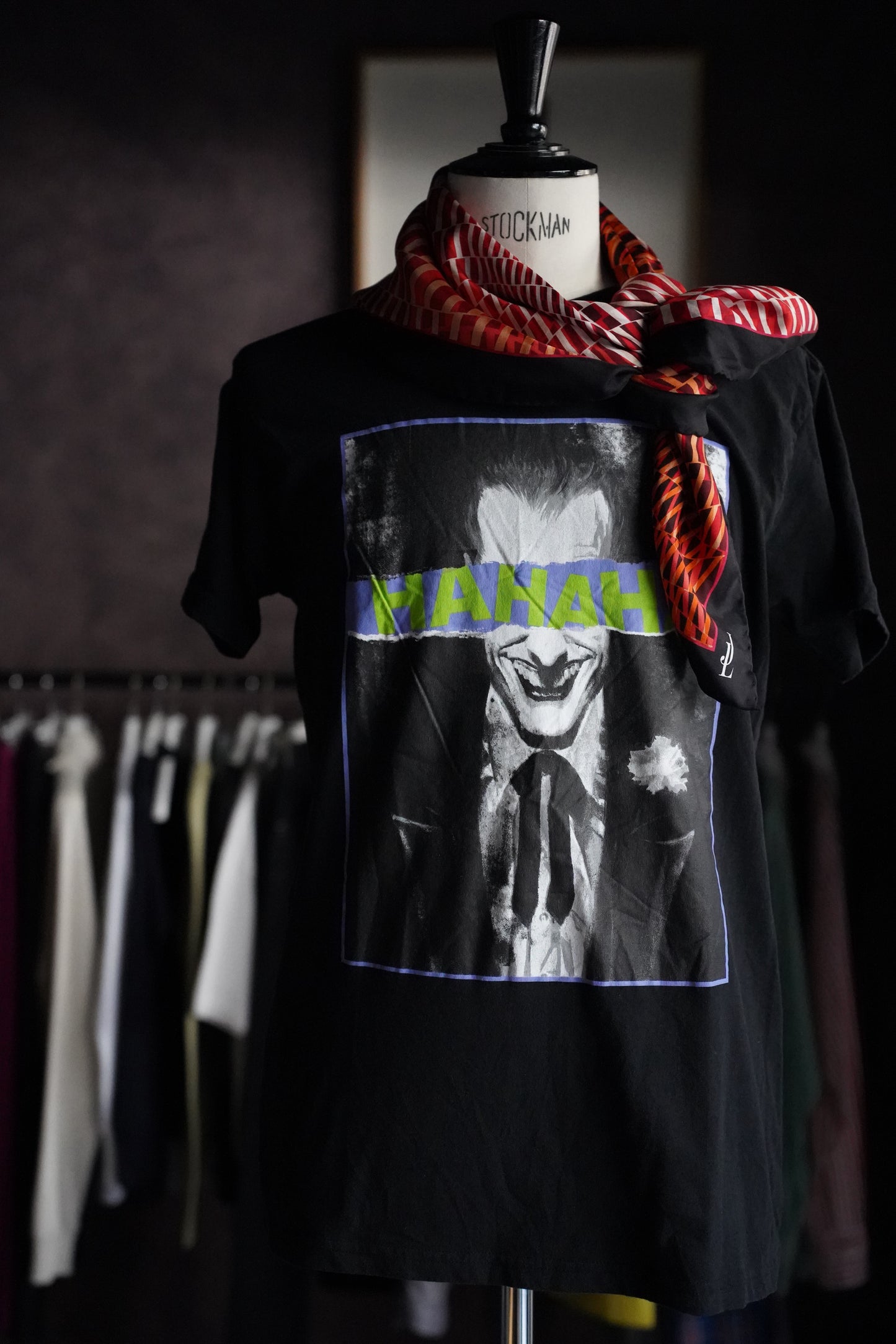 MEN THRIFTY LOOK THRIFTY "BATMAN" TEE