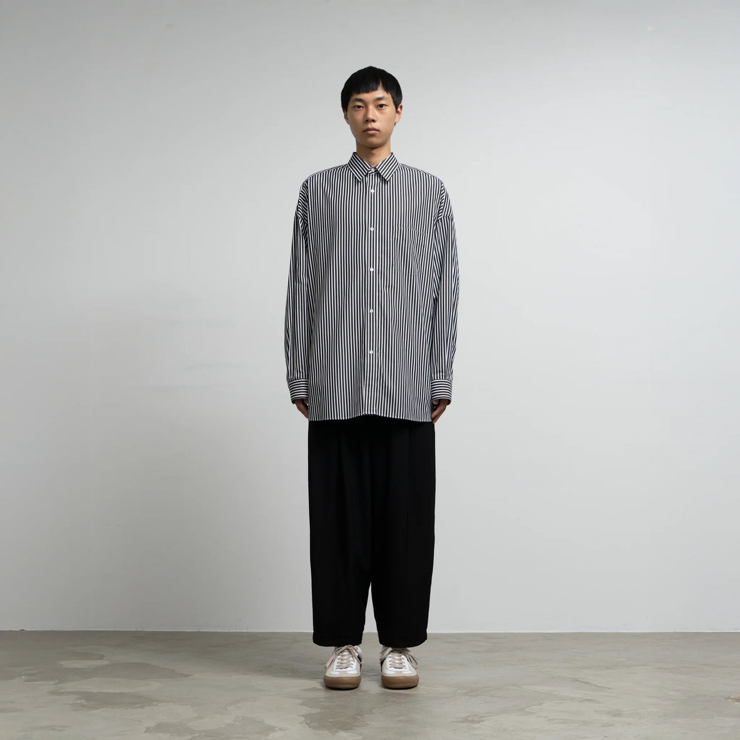 MEN Graphpaper High Count Regular Collar Round Cut Oversized Shirt