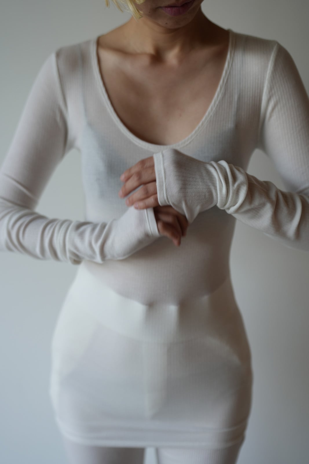 WOMEN MOON TREE PLANET U neck T cashmere white
