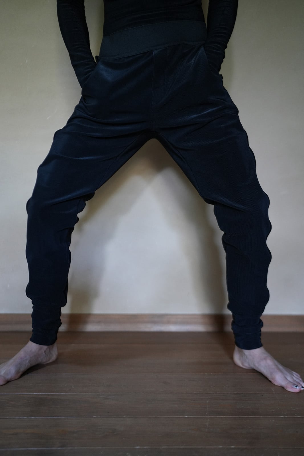 MOON TREE PLANET　line pants sports black WOMEN MOON TREE PLANET line pants sports black – _COMES THE SUN