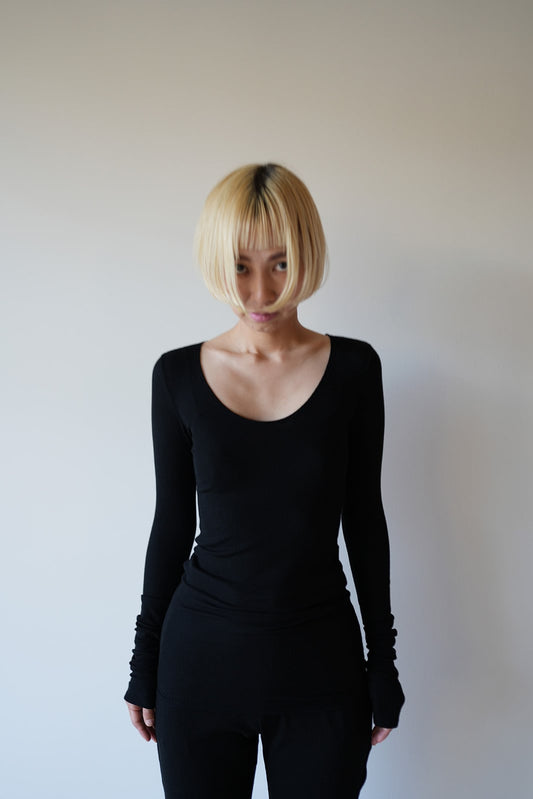 WOMEN MOON TREE PLANET U neck T cashmere black