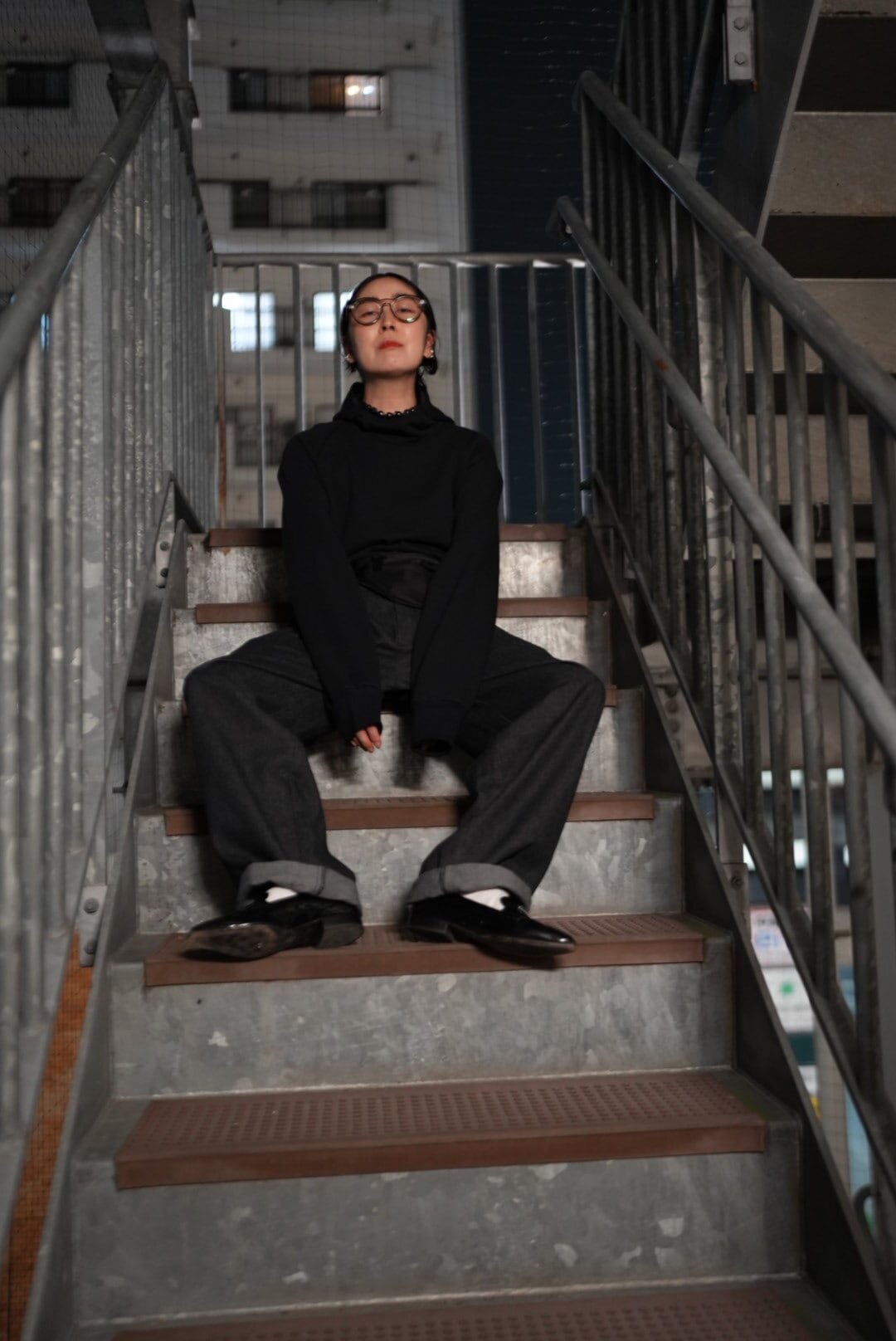 WOMEN TOO BACKY black