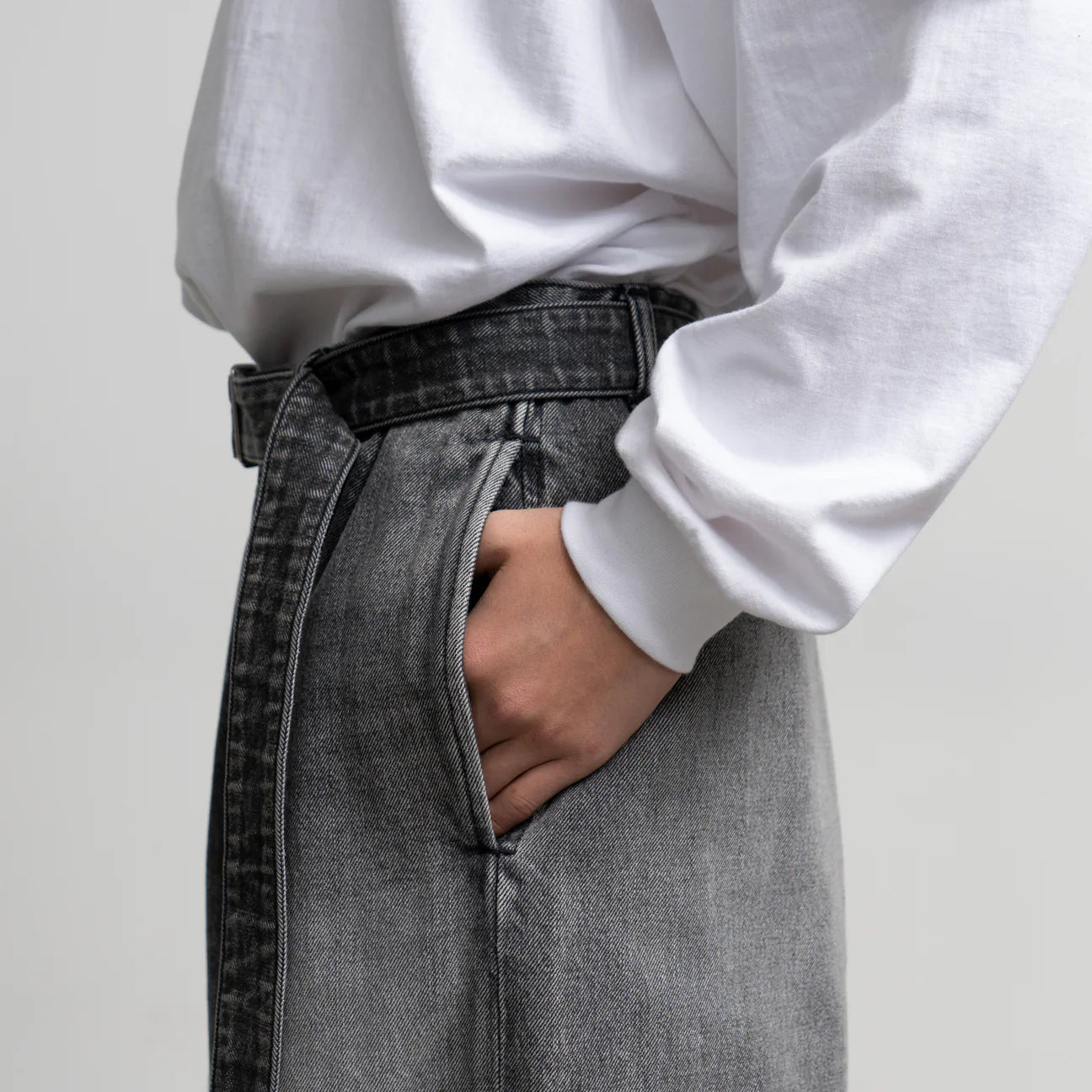 MEN Graphpaper Selvage Denim Belted Pants-BLACK_LIGHT FADE-