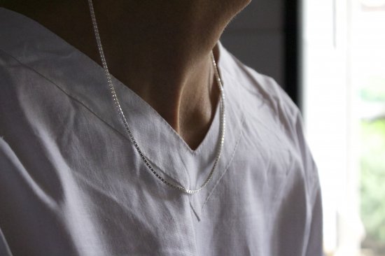 MEN/WOMEN ERA TWNKL NECKLESS 2.0