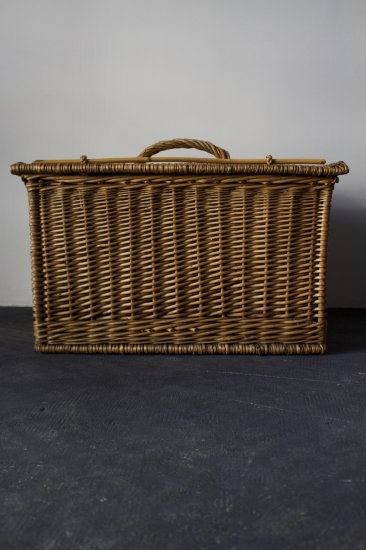 WOMEN VINTAGE FRENCH BASKET 4