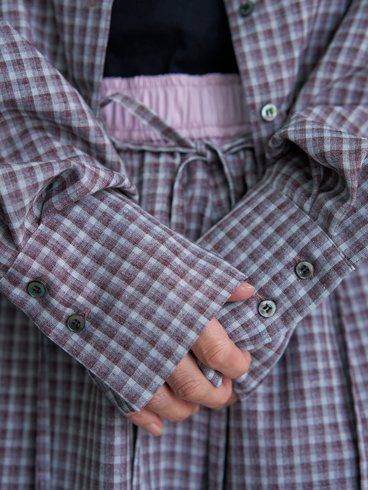 WOMEN　oll/オール　slow off shoulder check shirt