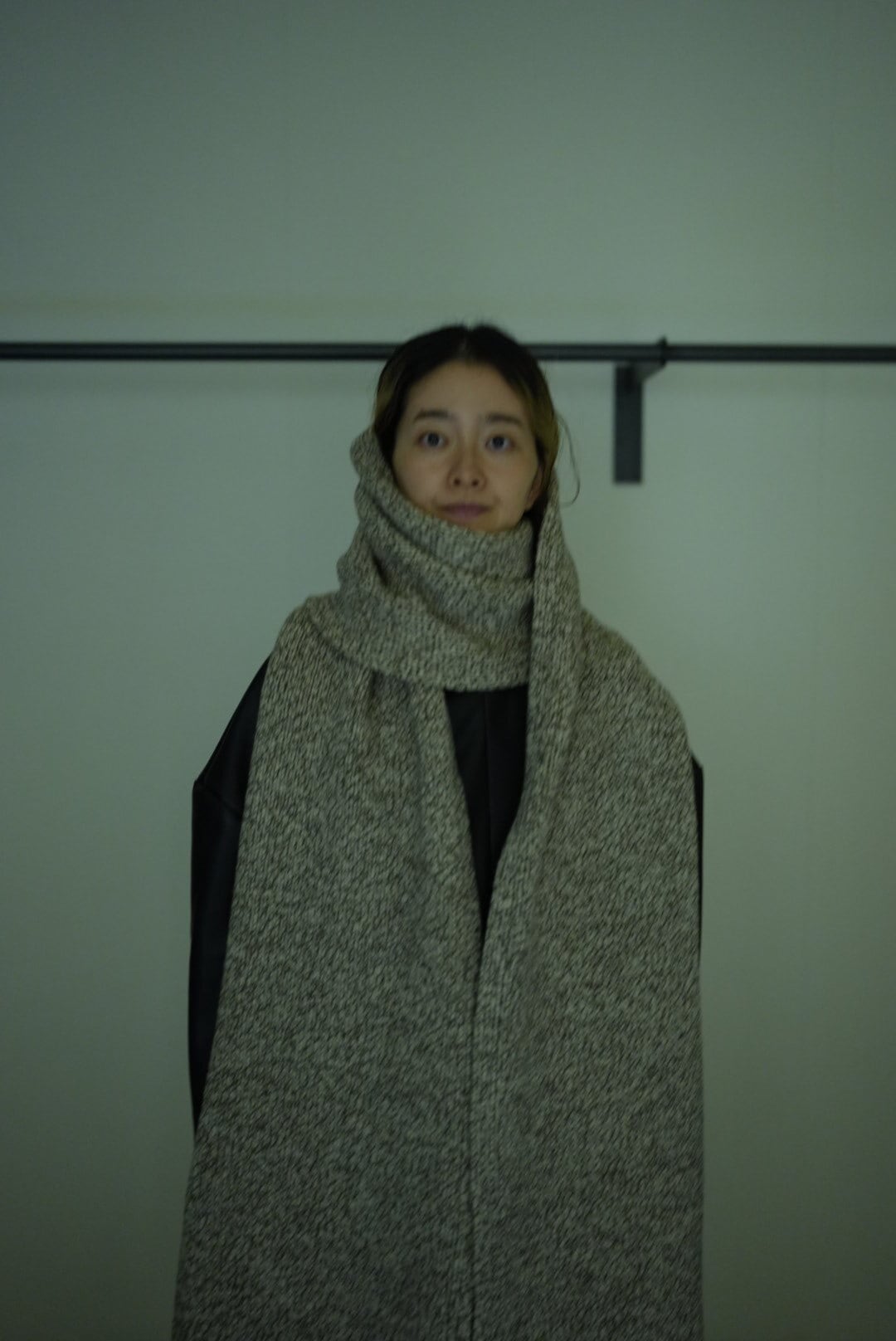 WOMEN　MOON TREE PLANET　Long Muffler white × brown