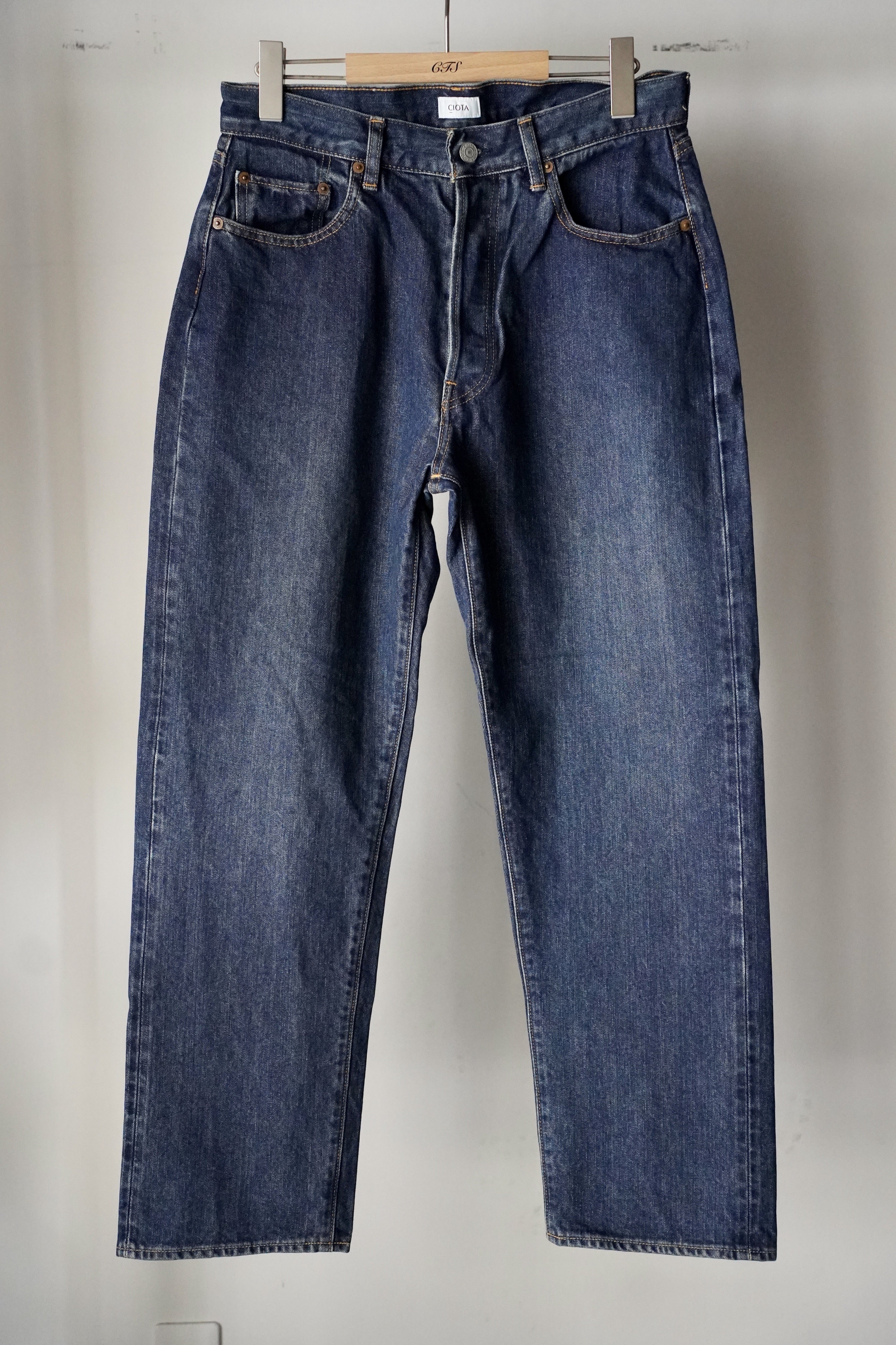 9747DD72-9CE6-4AD8-9321-