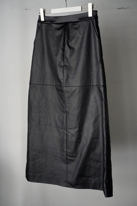 WOMEN　IIROT/イロット　Leather touch Skirt