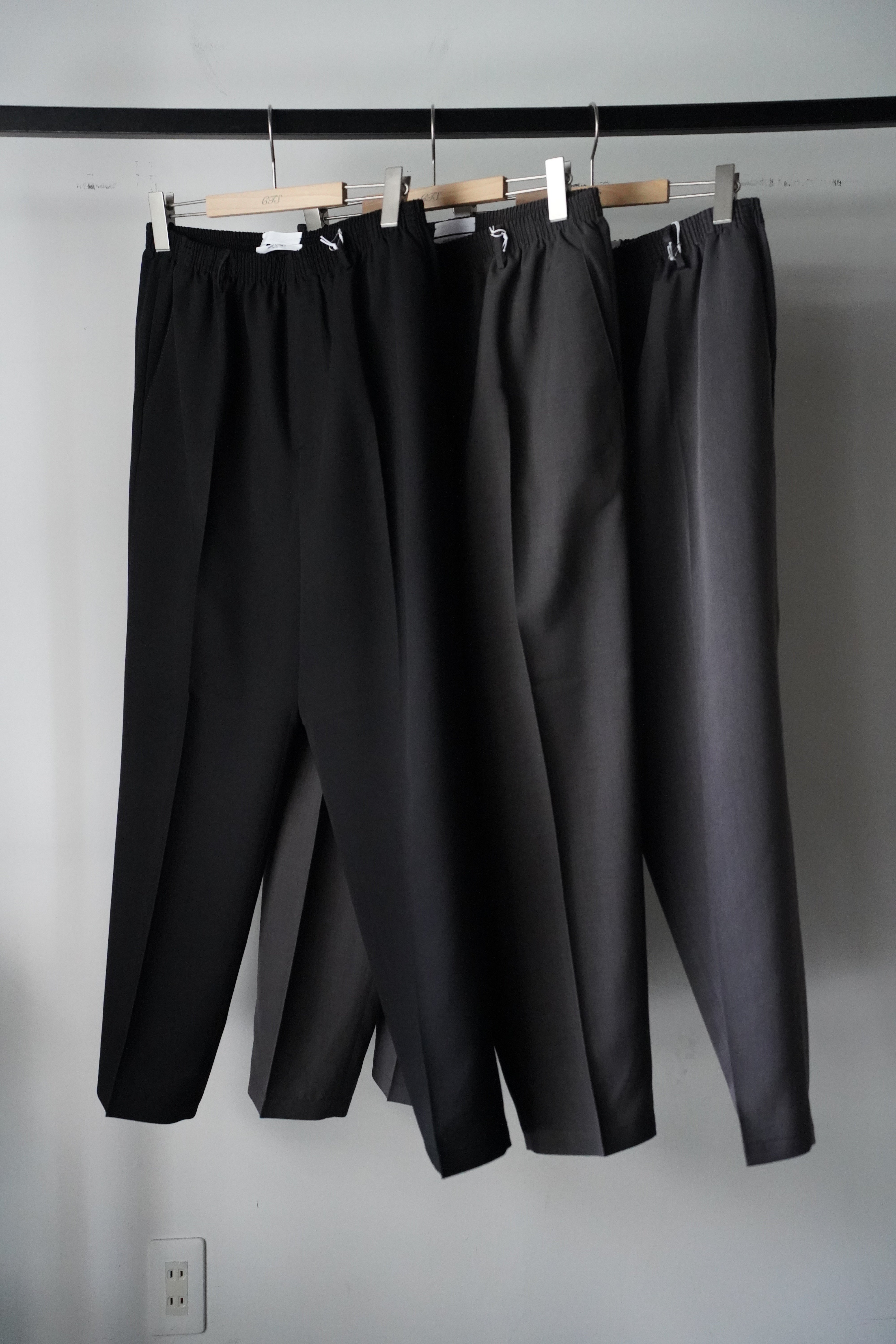美品 CELLAR DOOR da VETTA 44 イタリア 定価40000程 Cellar Door da VETTA セラドール セラードア 44 パンツ - メルカリ