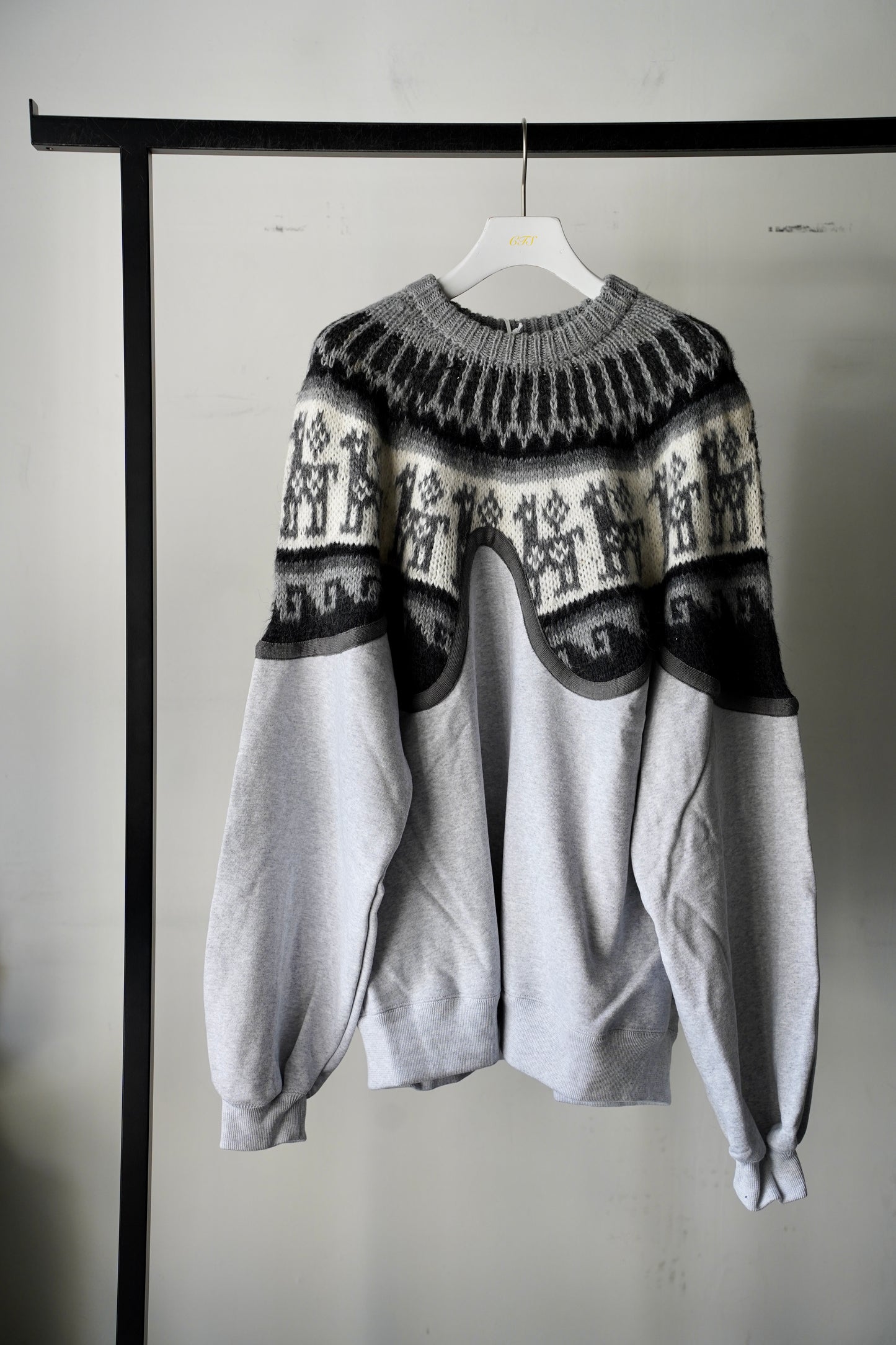 MEN/WOMEN　VIOLETTE ROOM　EX.REMAKE SWEAT  GRAY 　⑮