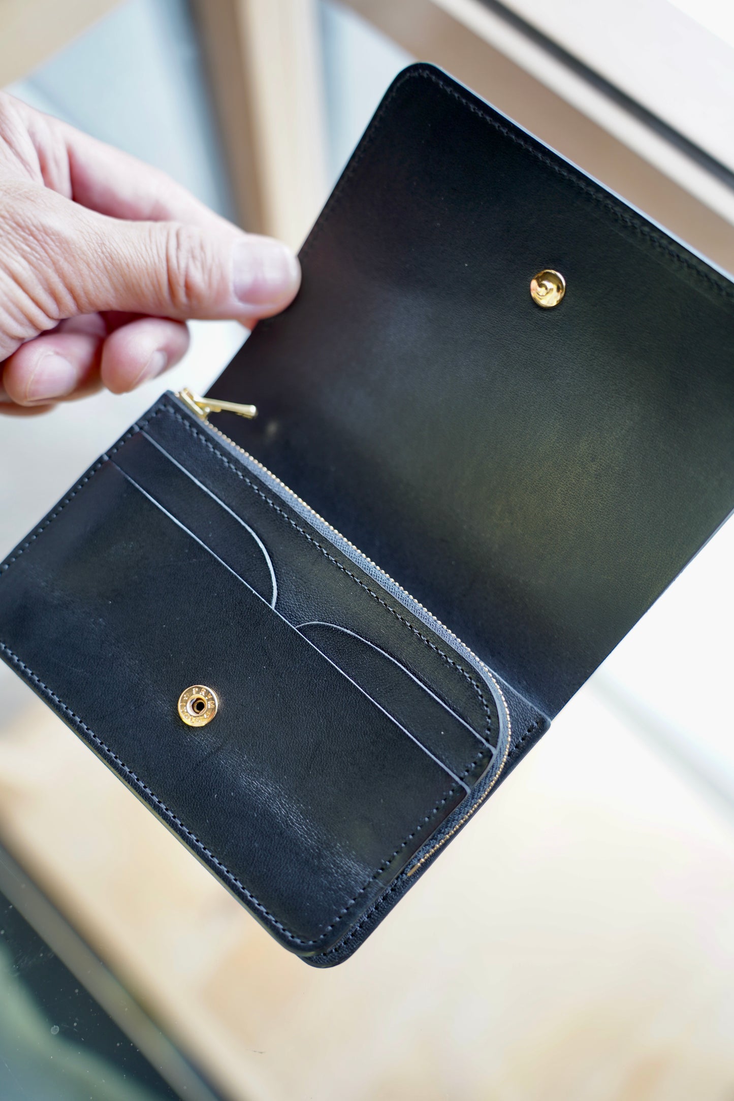 MEN　forme/フォルメ　Short wallet　CORDVAN BLACK