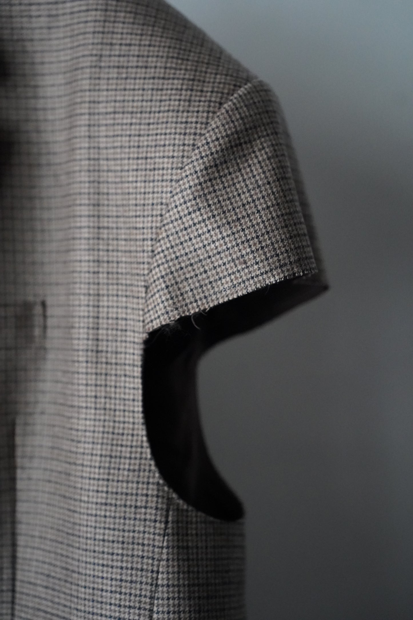 WOMEN　RYU KAGA　Wool flannel cropped chesterfield vest