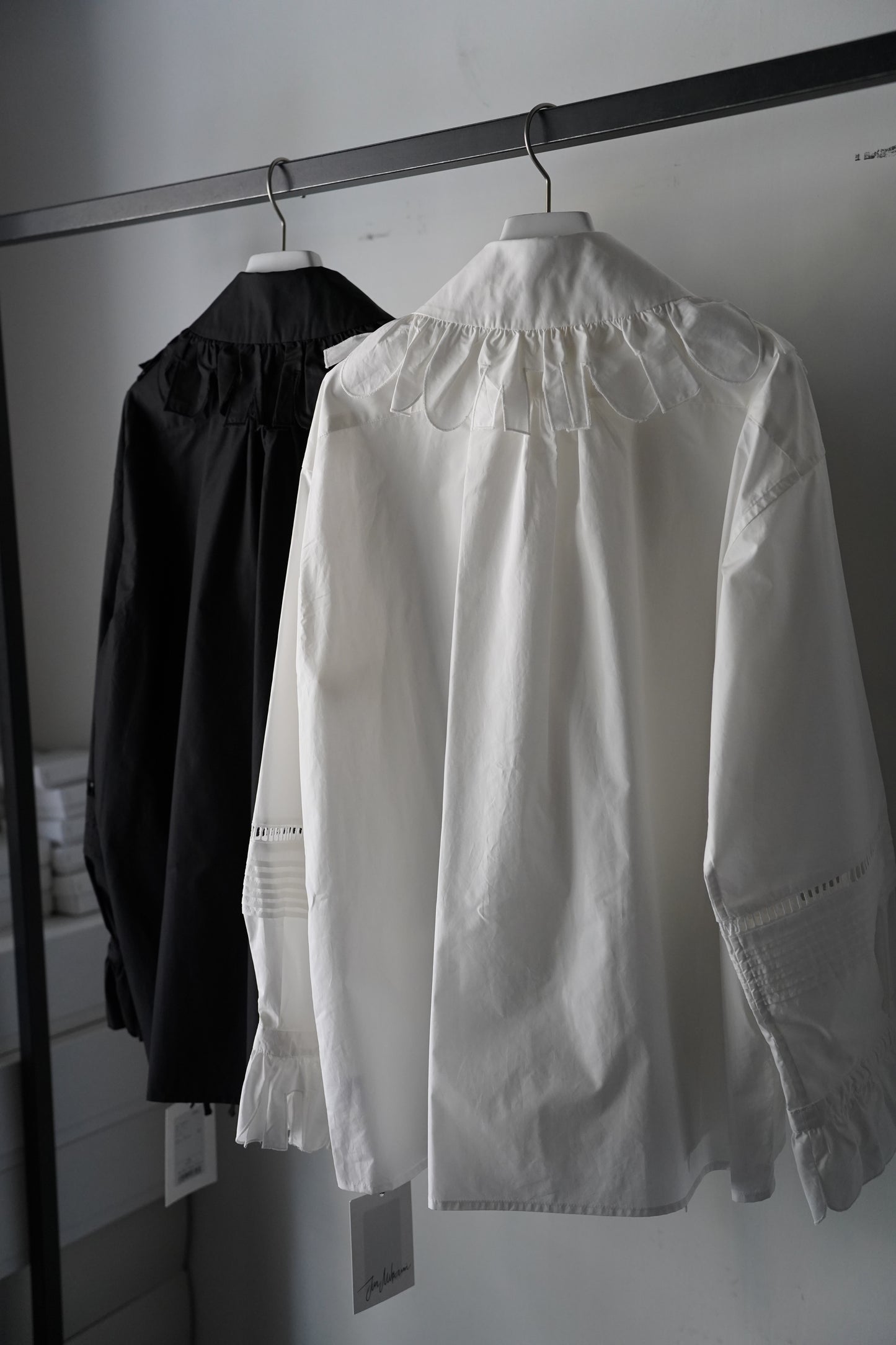 WOMEN　JUN MIKAMI/ジュンミカミ　ラッフルSH