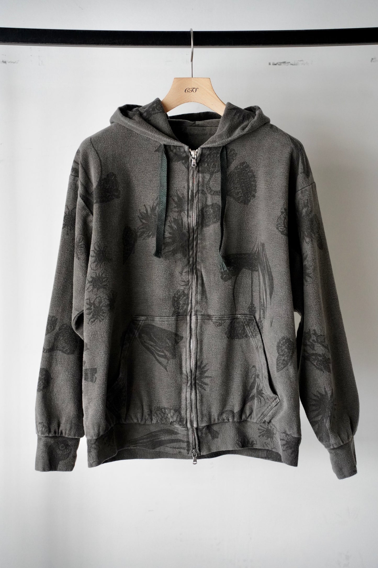 MEN　Kiivu / キフ　ZIP UP HOODED - Drawing Sumi Print Doble + Needle + Sumi O.D -